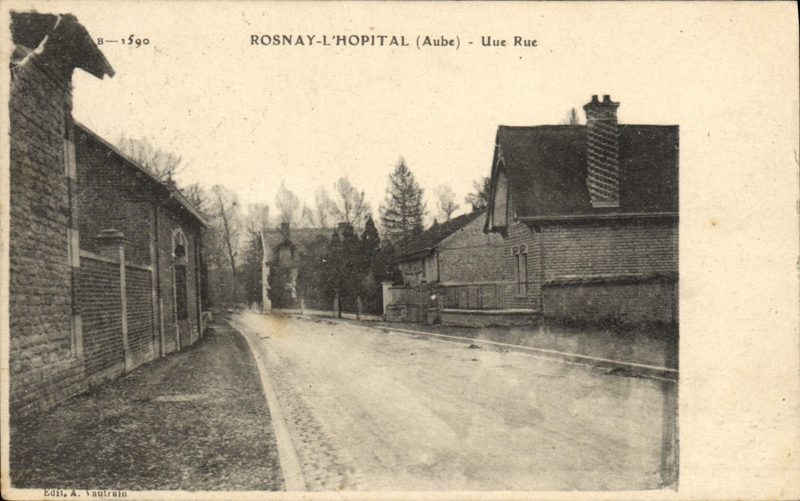 VINTAGE POSTCARD Rosnay the Hospital a Street