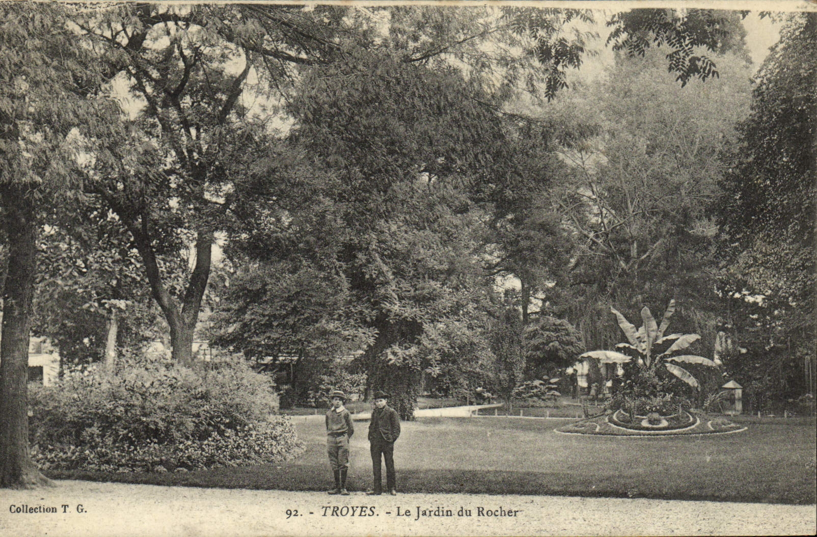 VINTAGE POSTCARD Troyes the Garden of the Rock