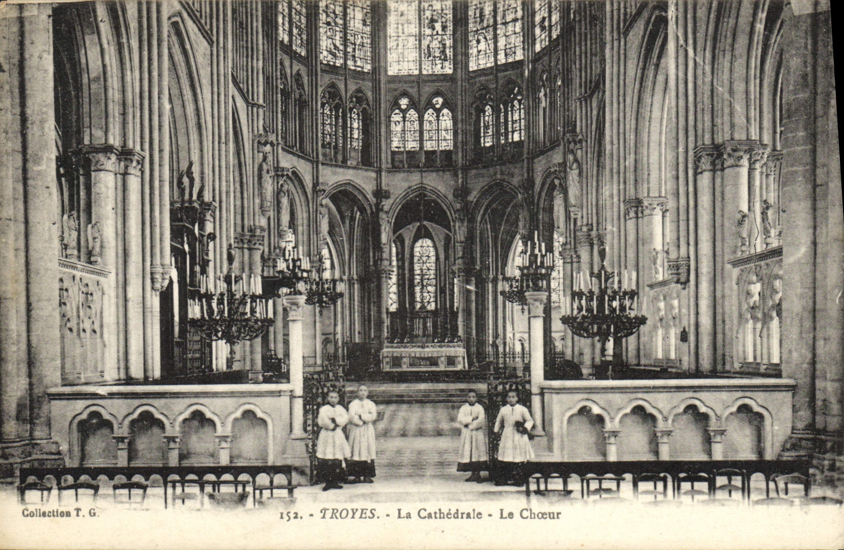 VINTAGE POSTCARD Troyes the Cathedral Chorus