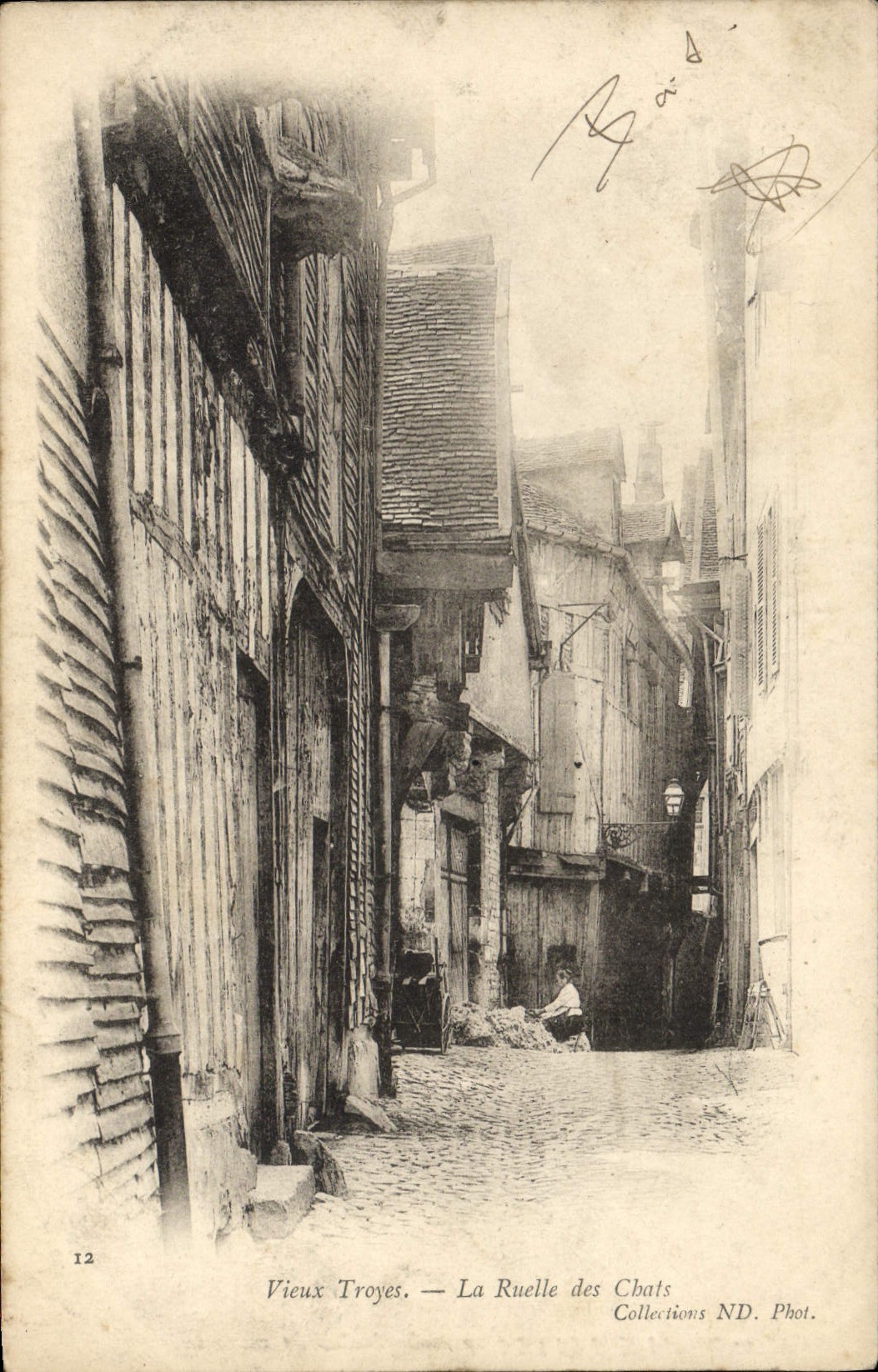 VINTAGE POSTCARD Old Troyes the Lane of the Cats