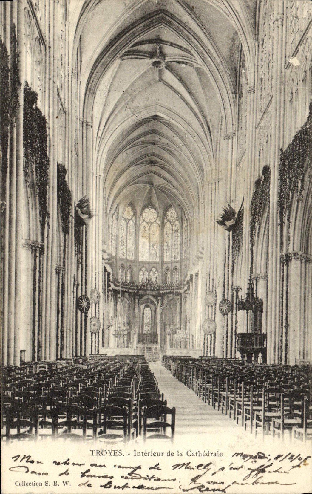 VINTAGE POSTCARD Interior Troyes of the Cathedral