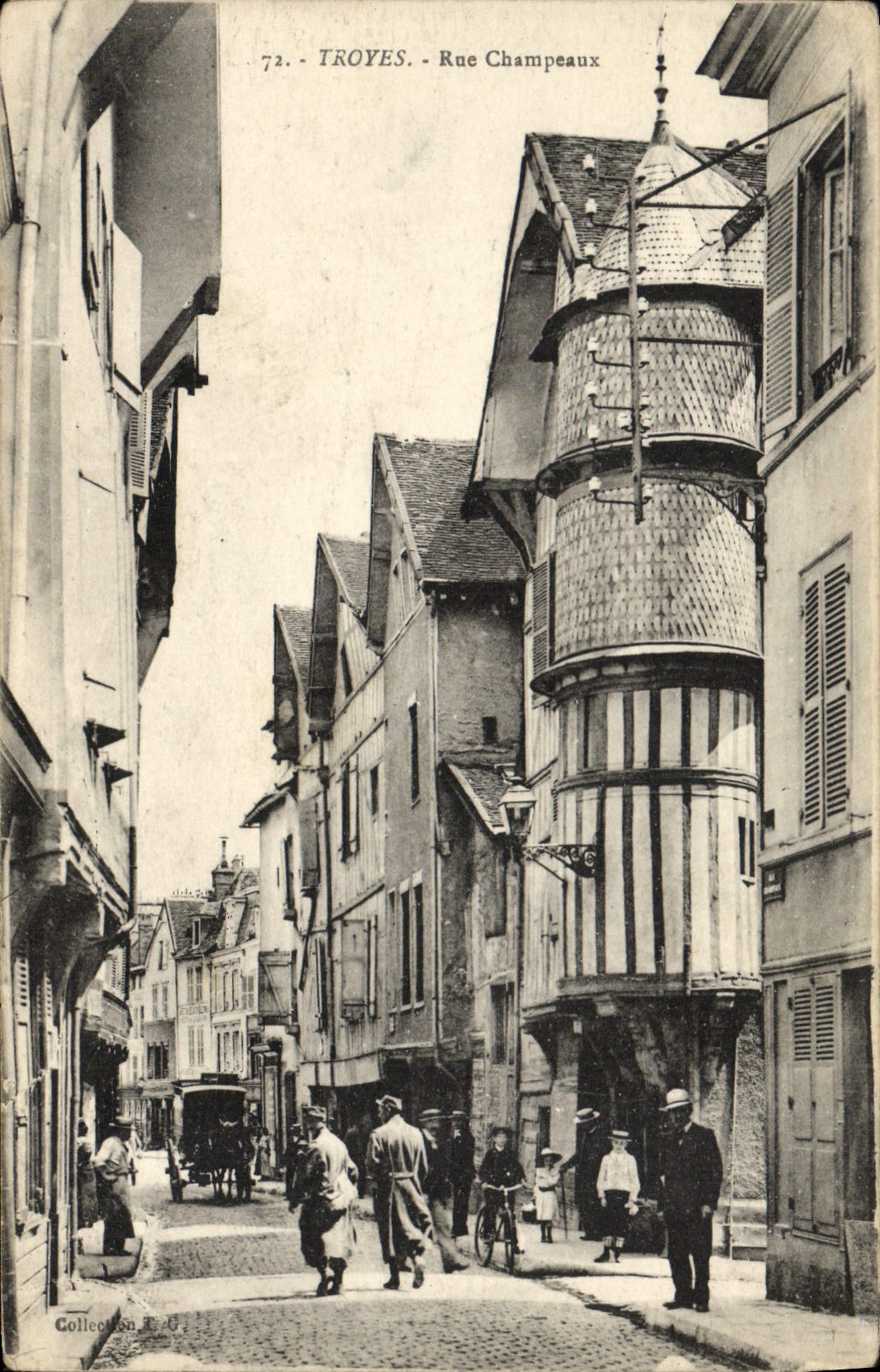VINTAGE POSTCARD Troyes Street Champeaux