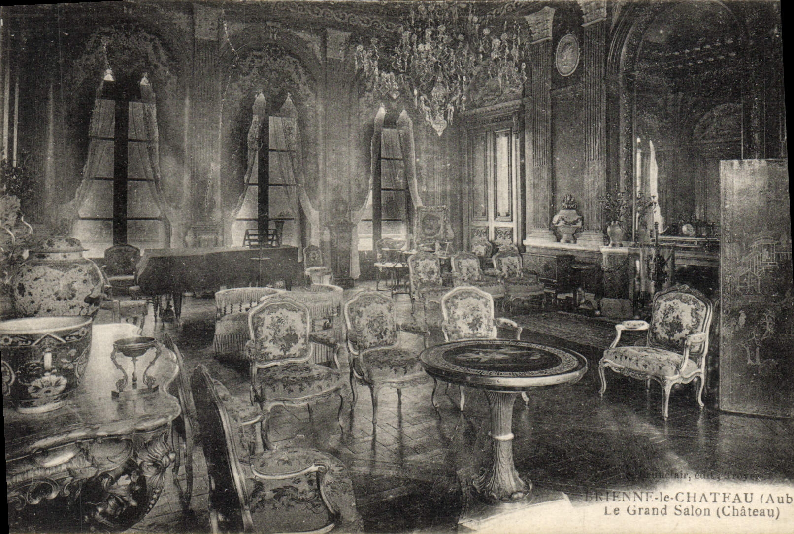 VINTAGE POSTCARD Brienne the Castle the Large Living room