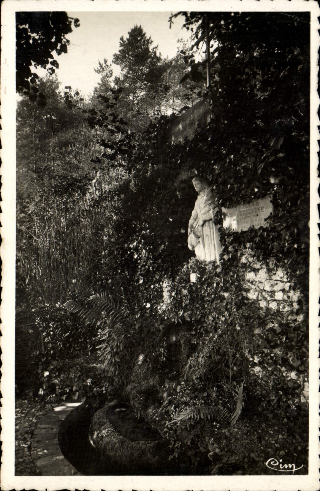 VINTAGE POSTCARD Bar on Paddle Fountain German co. with the Slope Is Mountain German co.