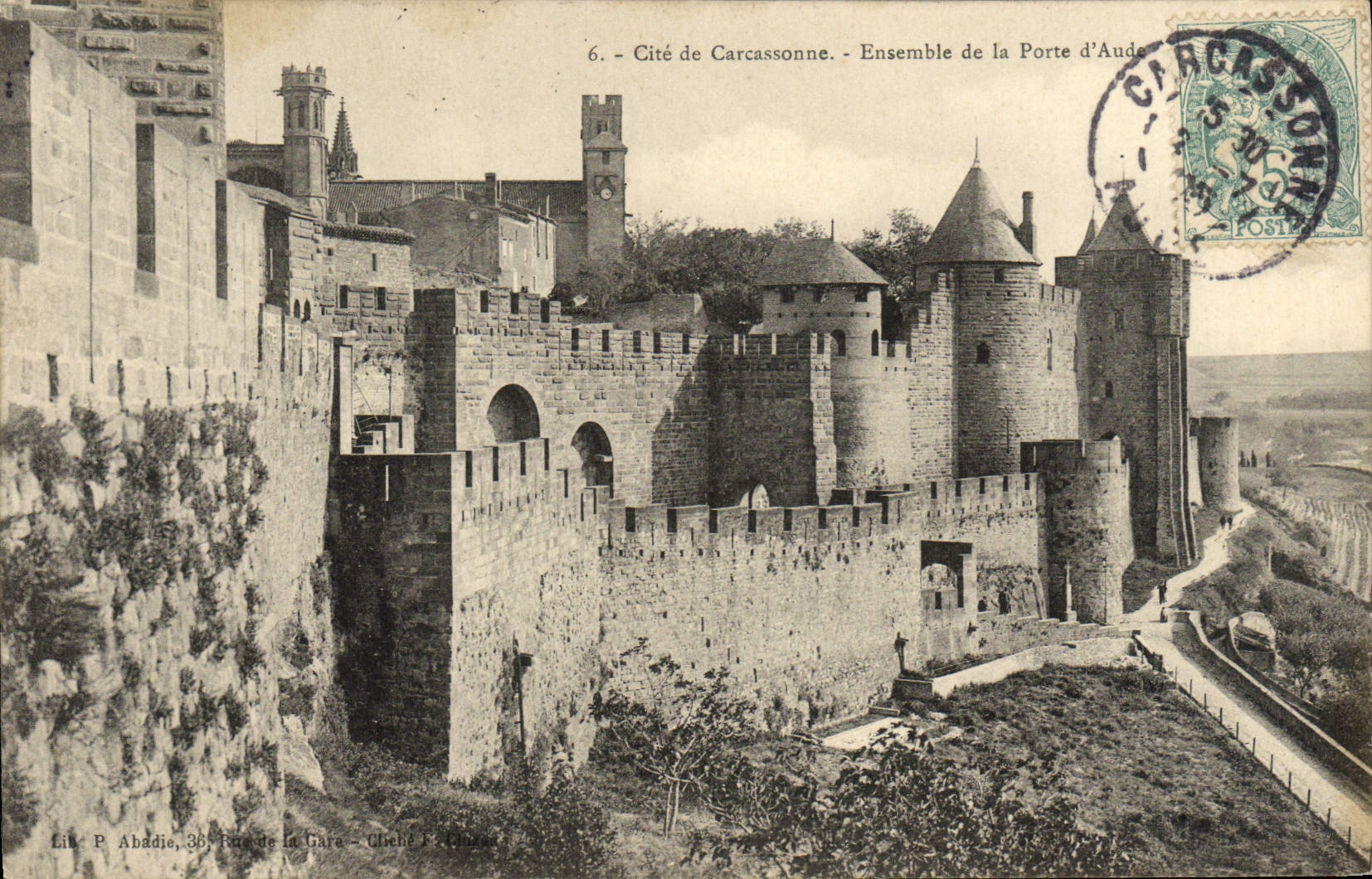 CPA Cite de Carcassonne ensemble de la porte d'aude
