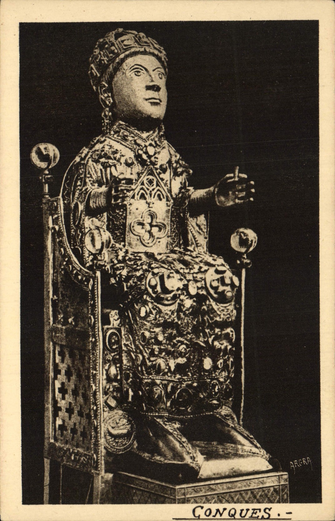 VINTAGE POSTCARD Conques Rules reliquary of co. Foy
