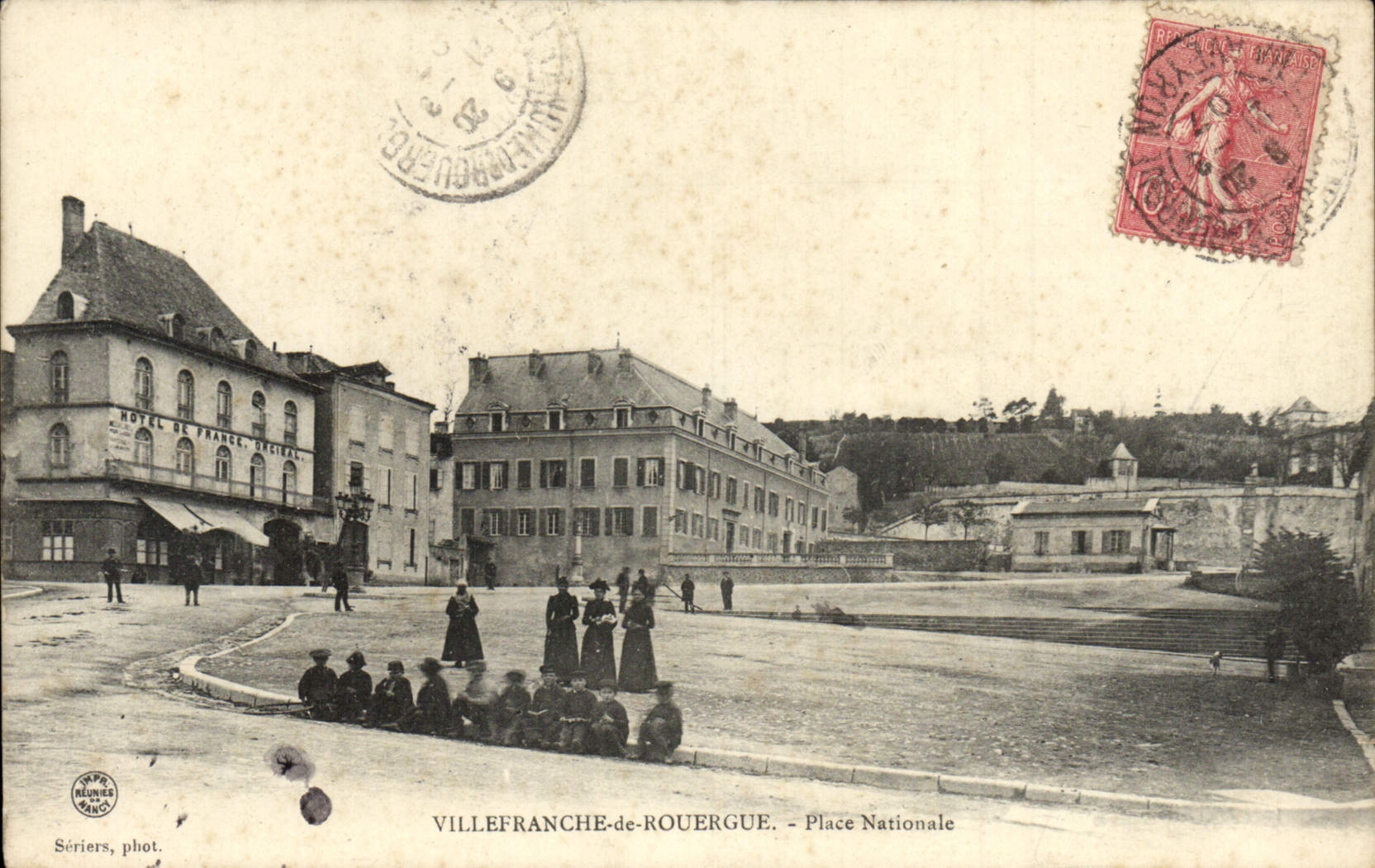 VINTAGE POSTCARD Villefranche De Rouergue Places national