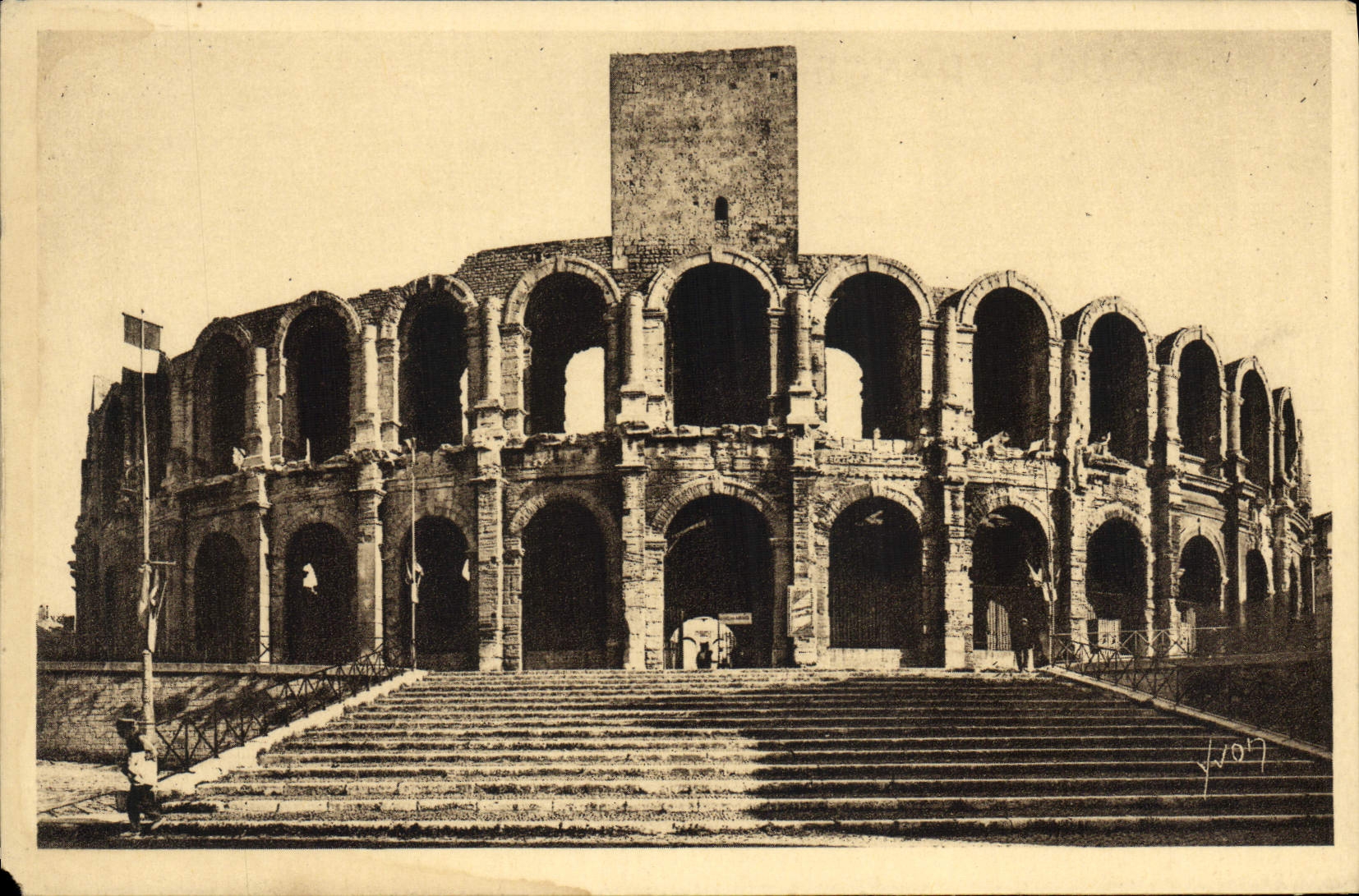 VINTAGE POSTCARD Soft Arles France the Arena