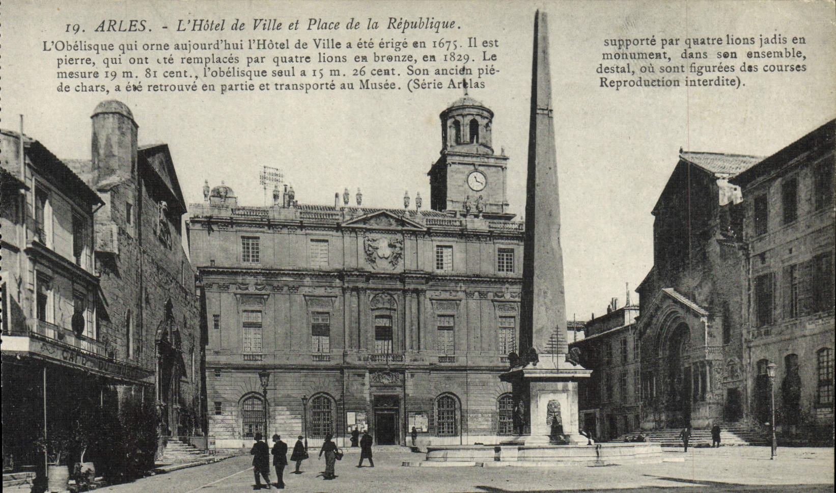 VINTAGE POSTCARD Arles the Town hall And Place Of the Republic