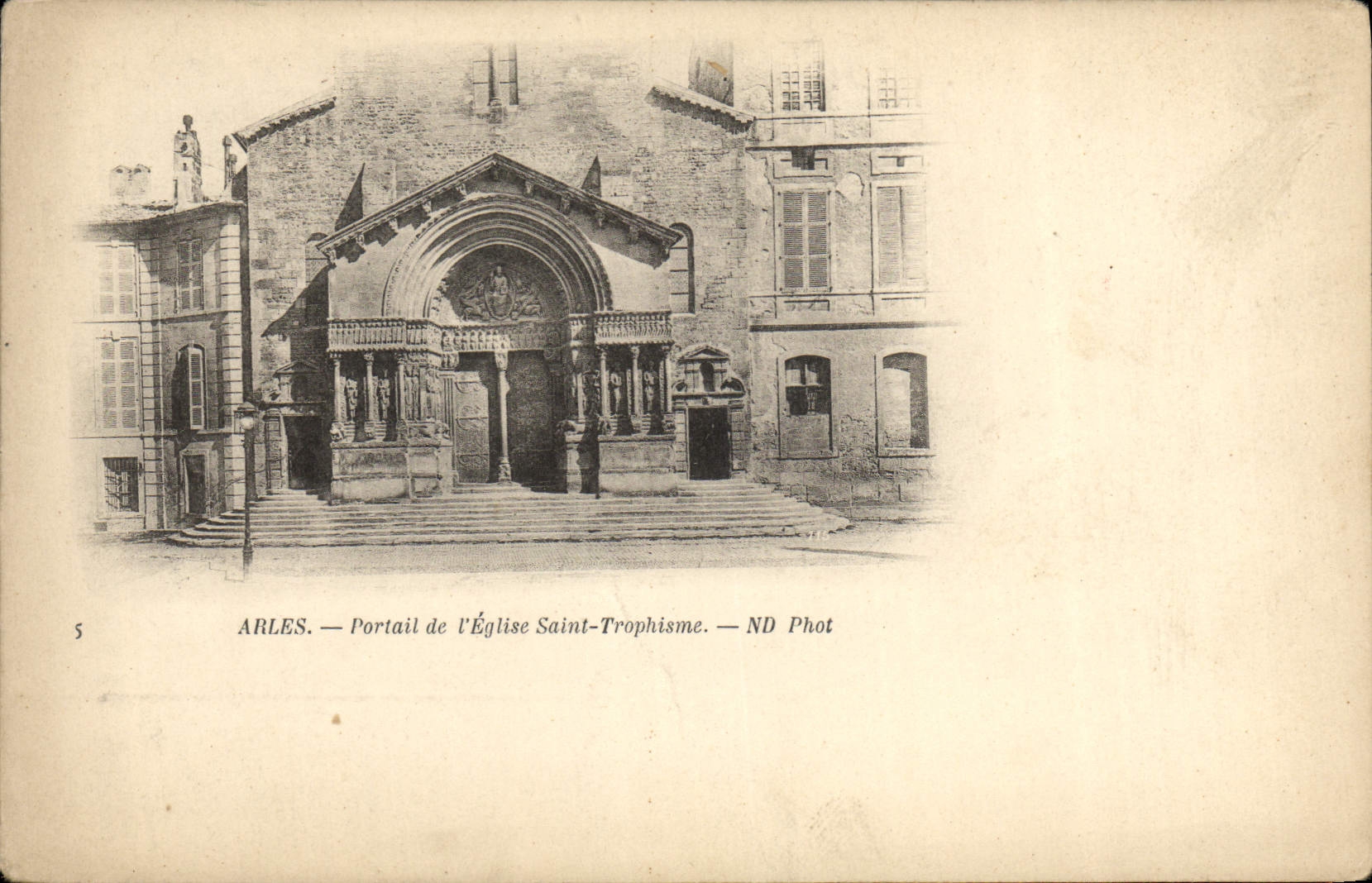 VINTAGE POSTCARD Arles Holy Gate of the Church Trophism