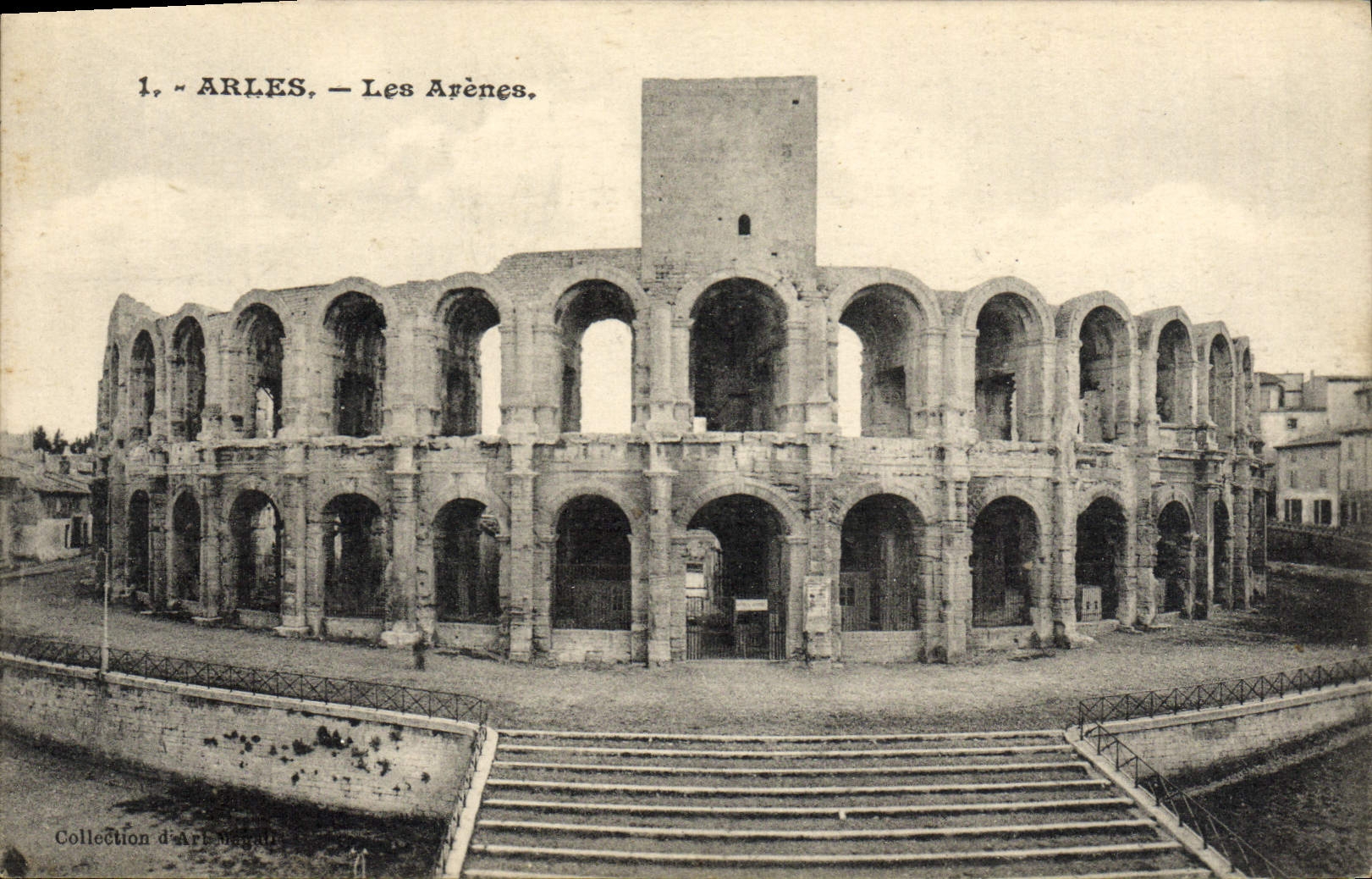 CPA Arles Les Arenes