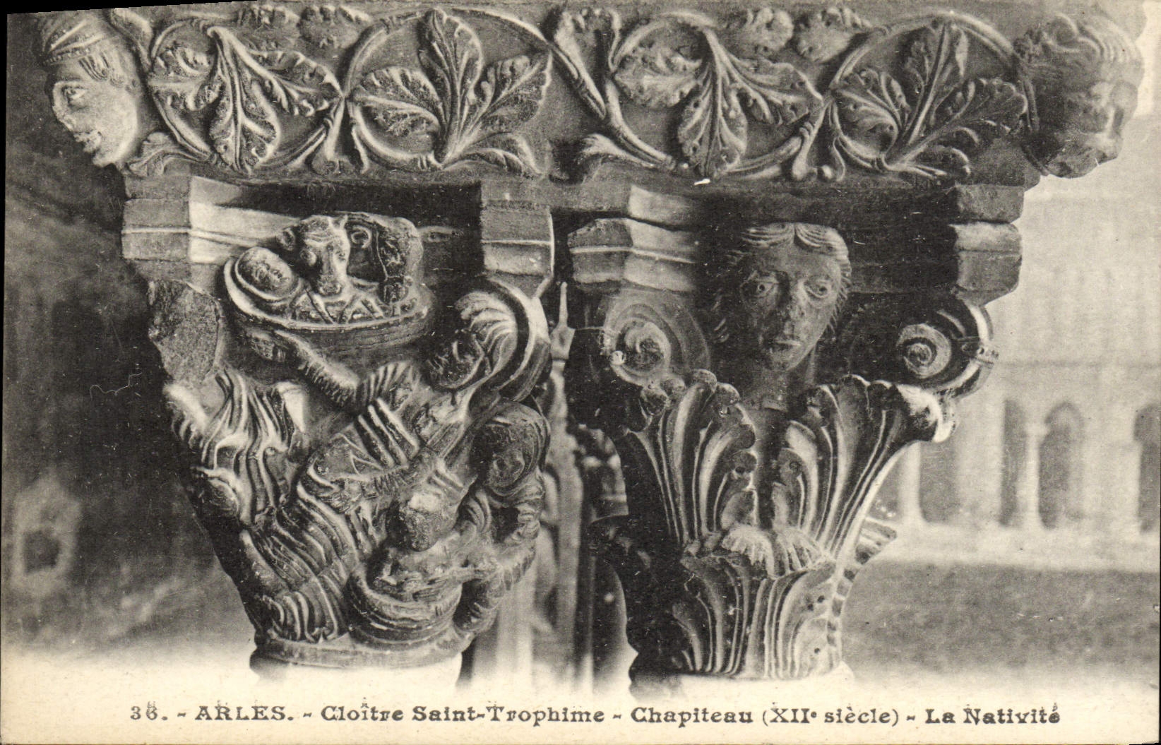 CPA Arles Cloitre Saint Trophime Chapiteau La nativite