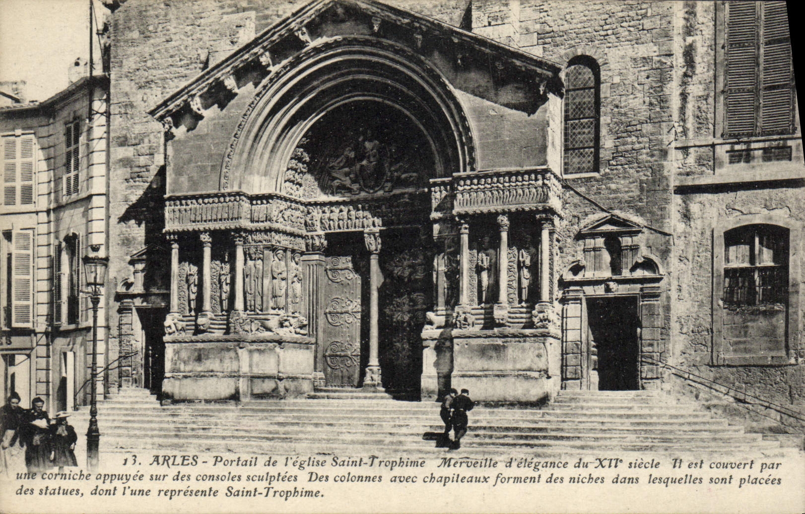 CPA Arles Portail de L'Eglise St Trophime 