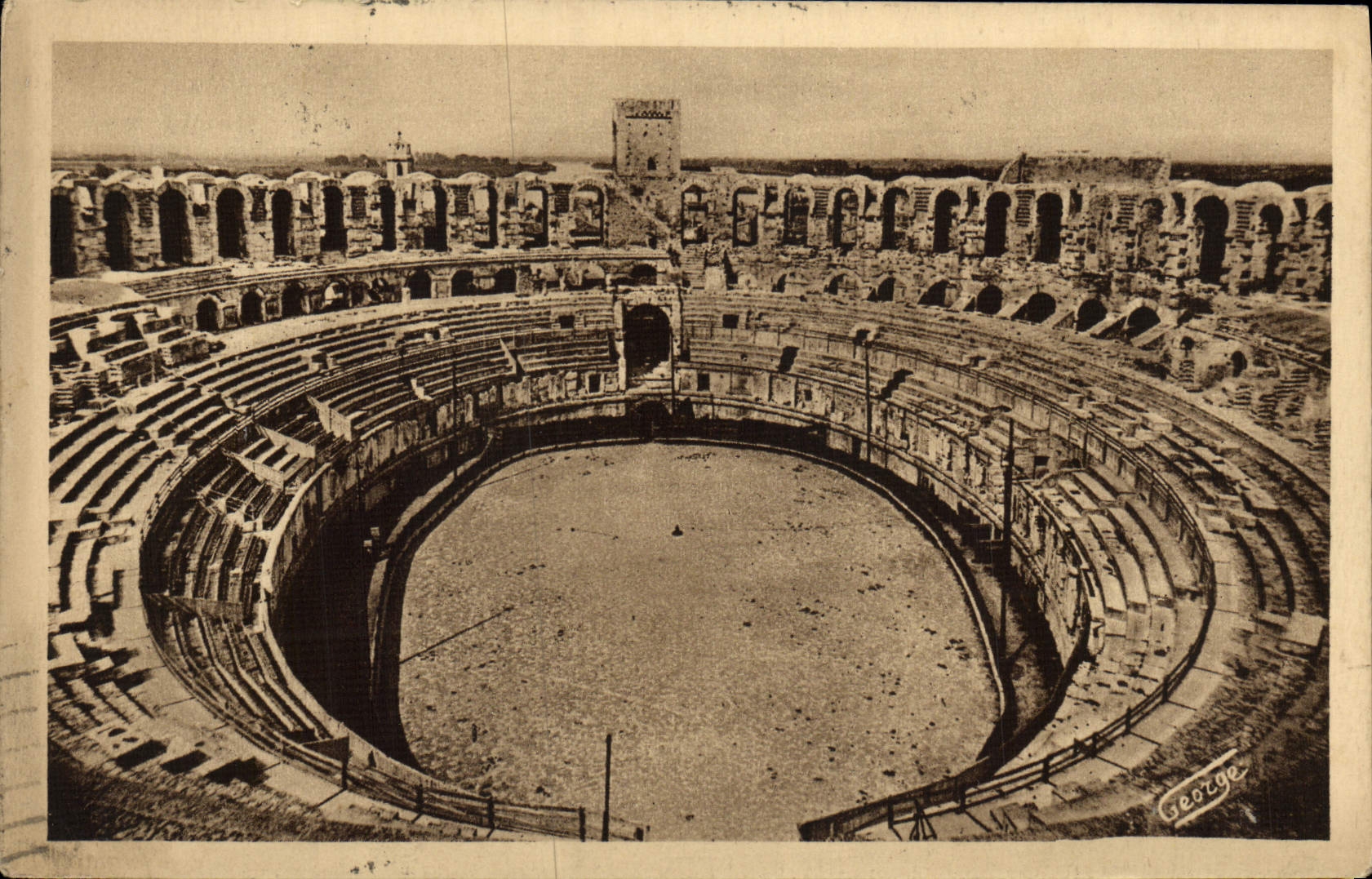 CPA Arles Interieur des Arenes