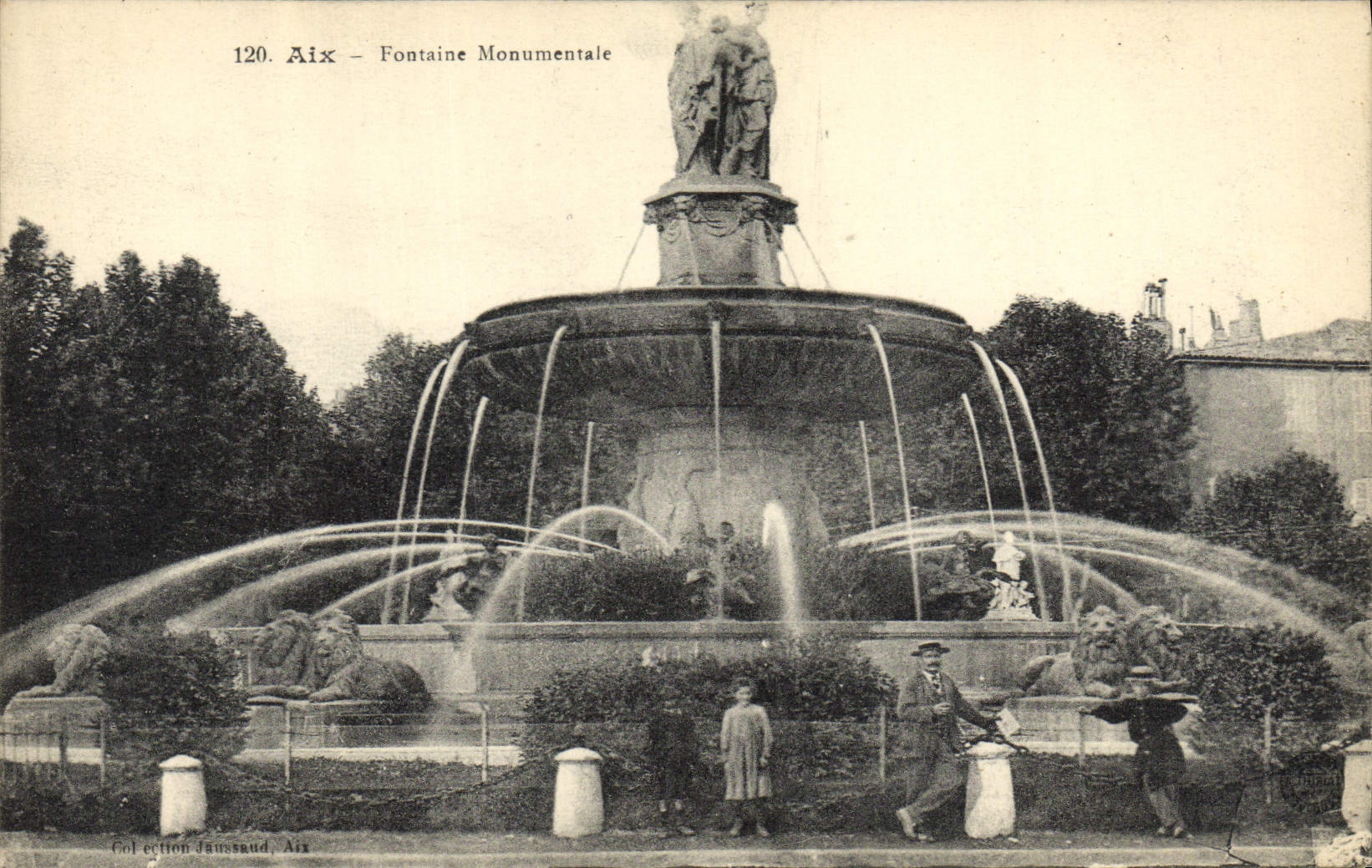 CPA Aix en Provence Fontaine Monumentale