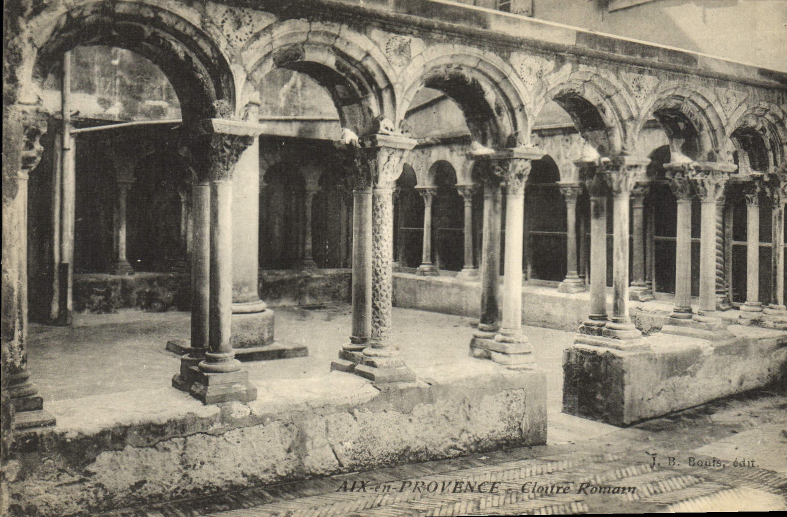 CPA Aix en Provence Cloitre Romain