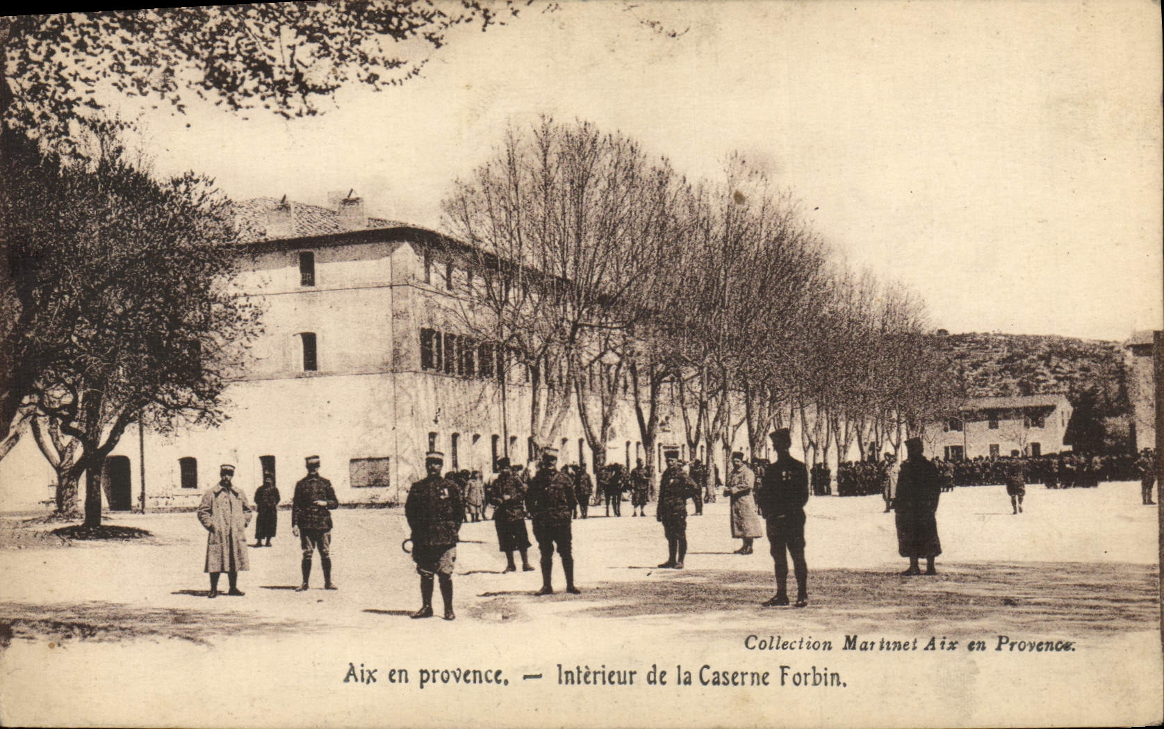 Aix de la POSTAL de la VENDIMIA en el interior de Provence de los cuarteles Forbin Militaria