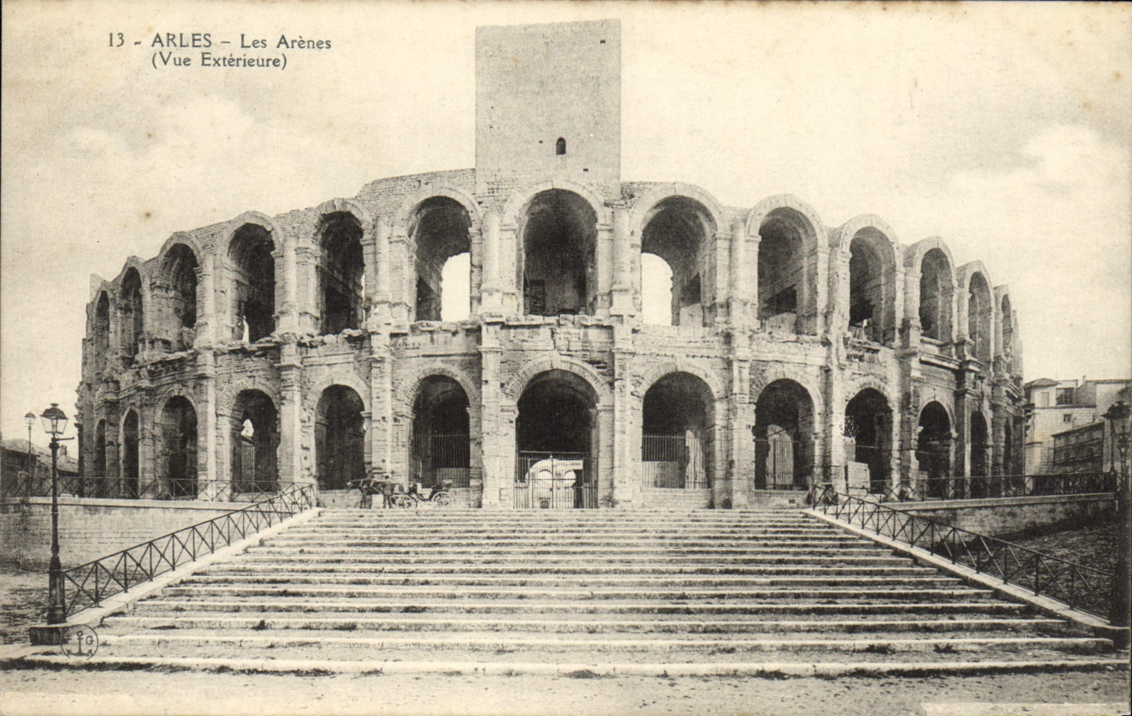 CPA Arles Les Arenes