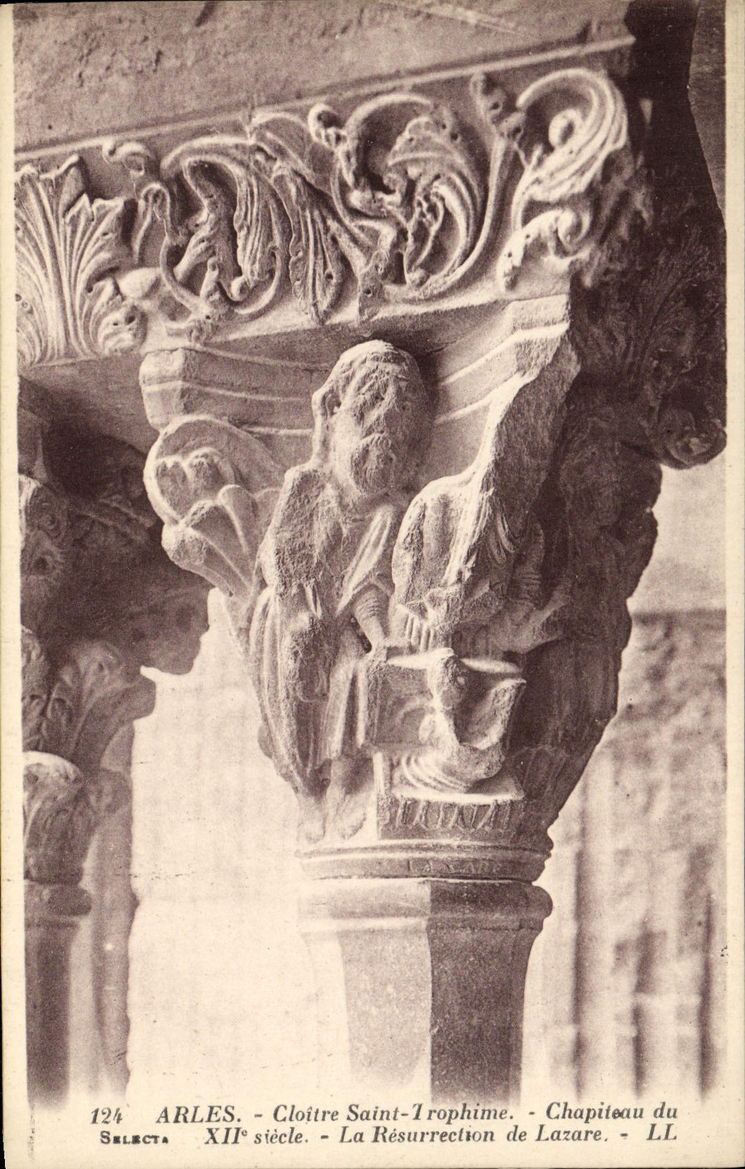 CPA Arles Cloitre Saint Trophime Chapiteau La resurrection de Lazare