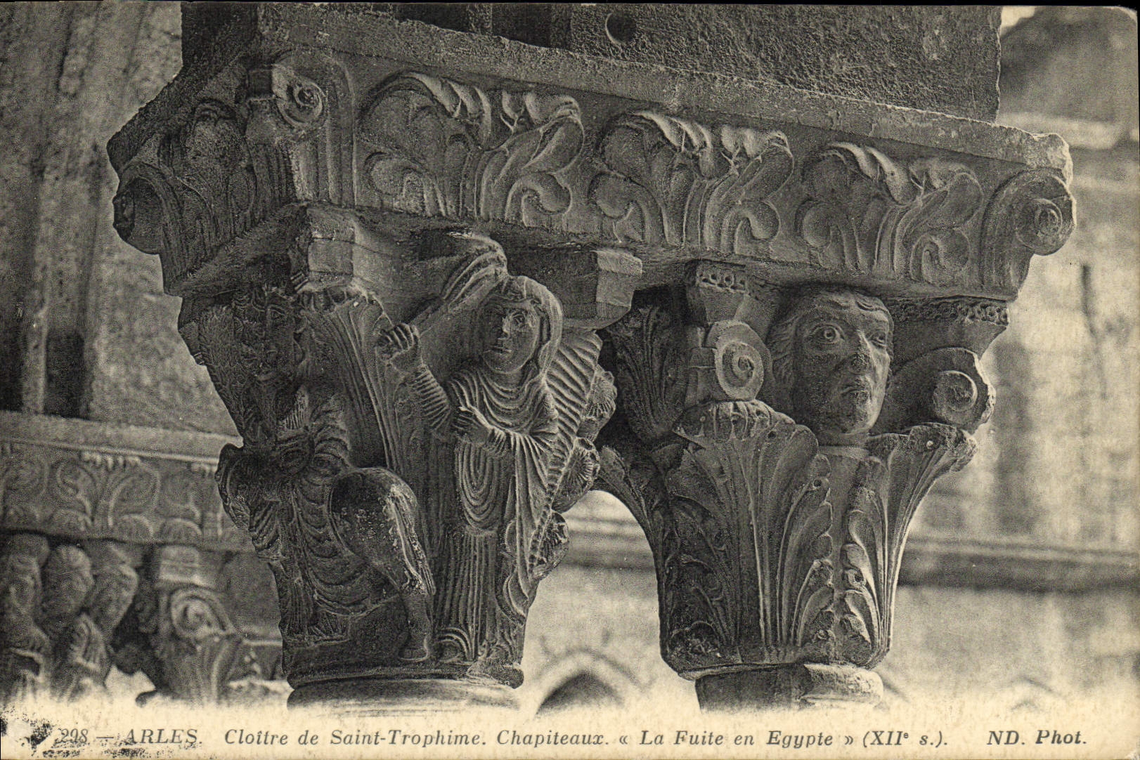 VINTAGE POSTCARD Arles Clottre de Saint Trophime Capitals the escape in Egypt