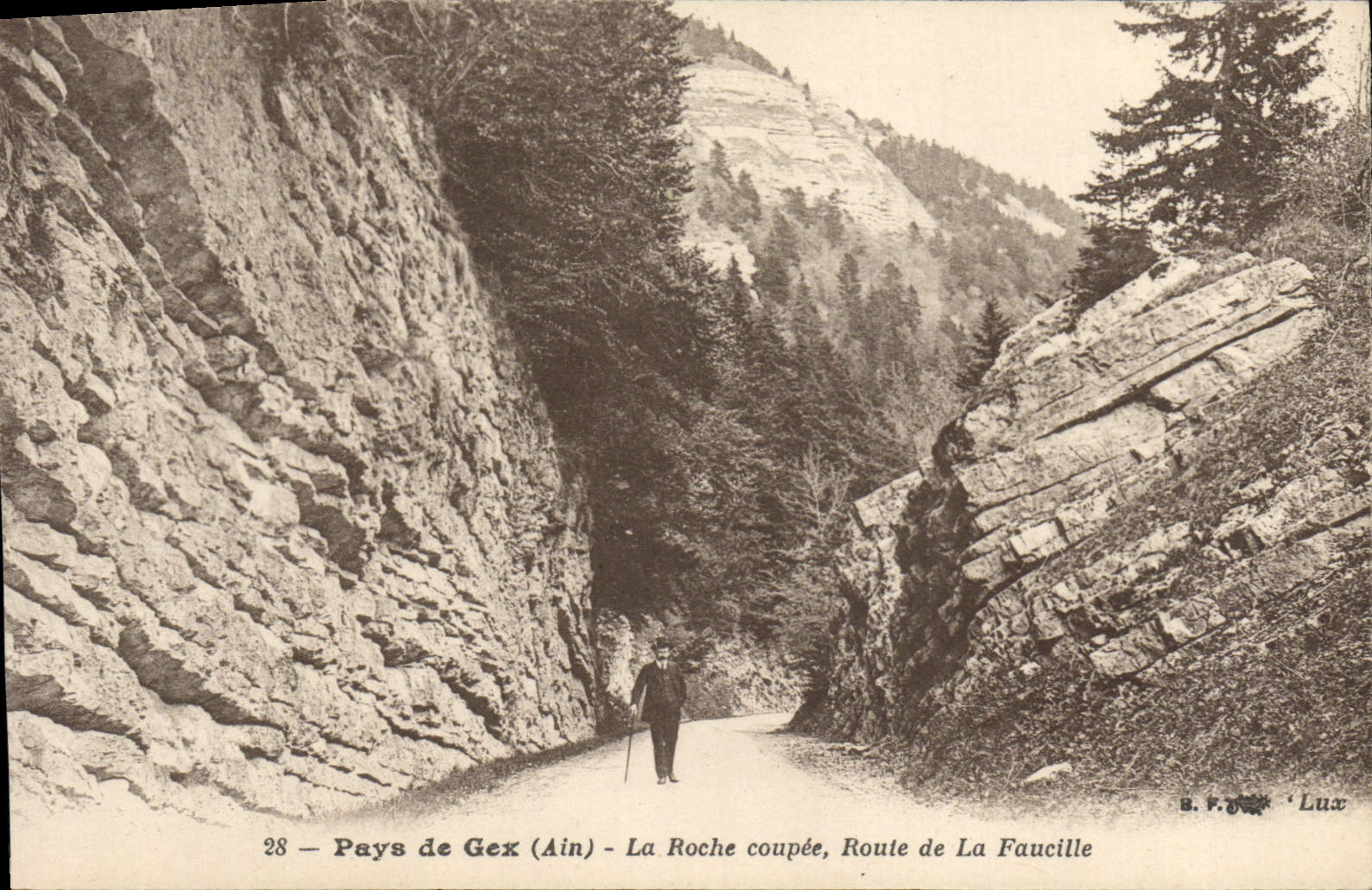 CPA Pays de Gex La Roche Coupee Route de la Faucille