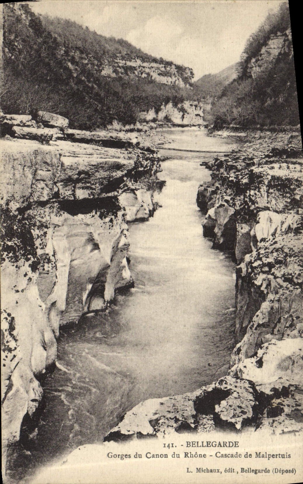 VINTAGE POSTCARD Bellegarde Gorges of the Gun of the Rhone Cascades of Malpertuis