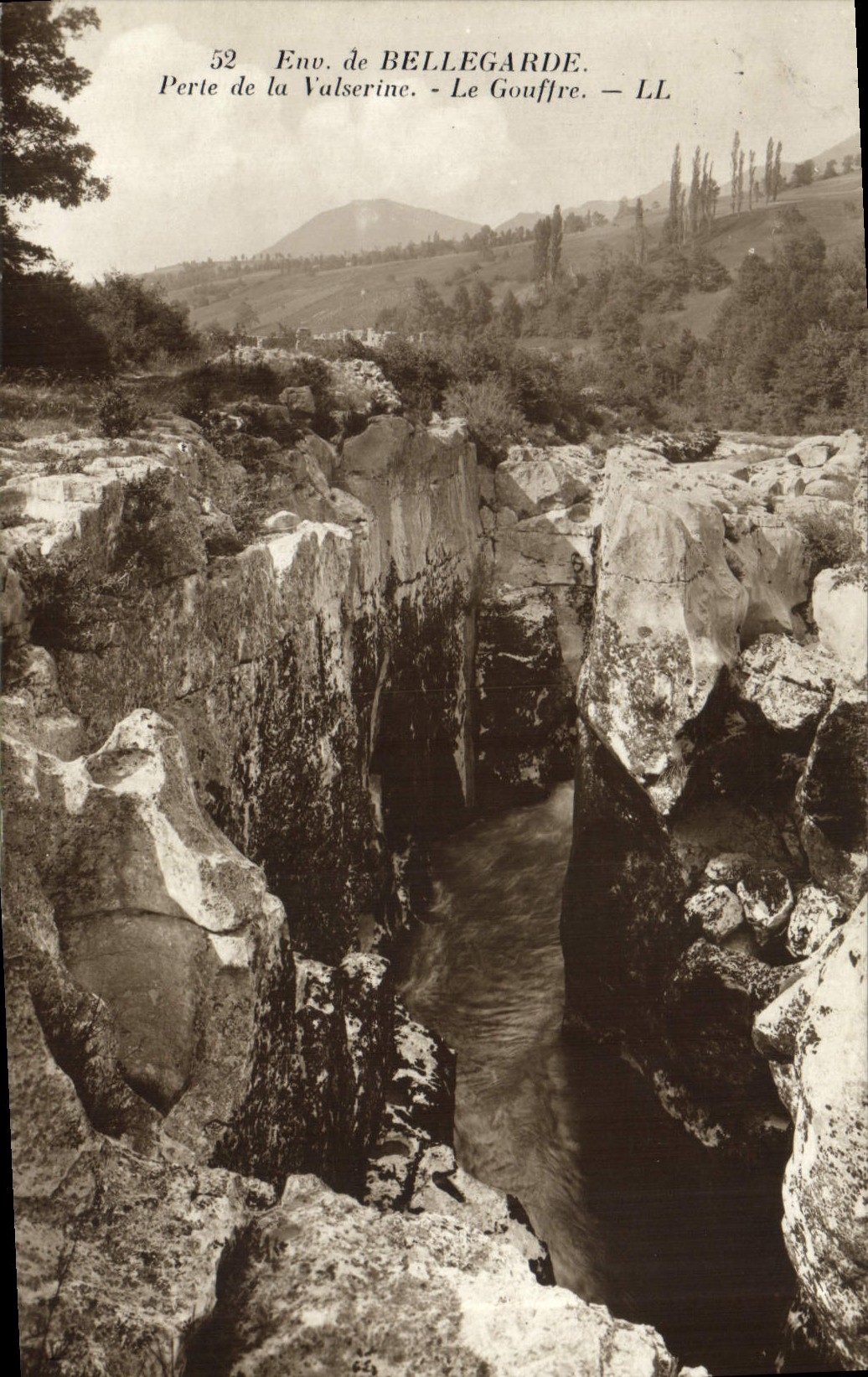 VINTAGE POSTCARD Bellegarde Loss of Valserine the Pit