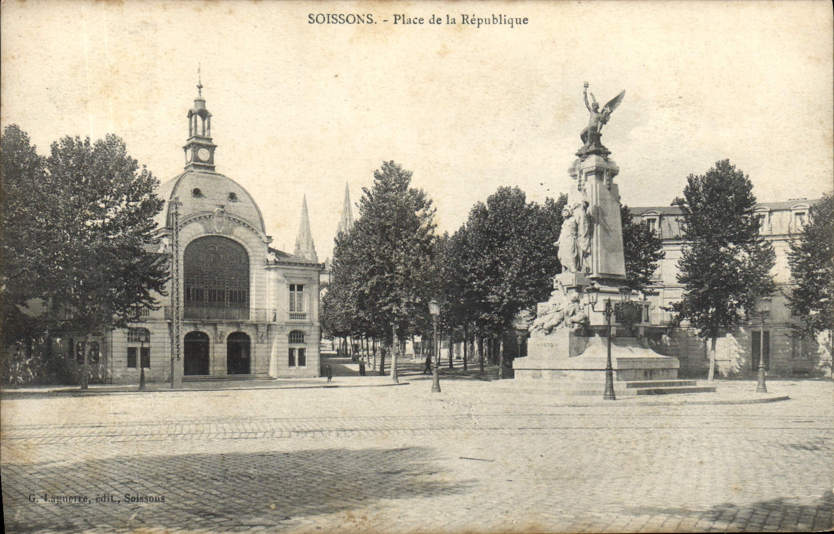 VINTAGE POSTCARD Soissons Places Republic