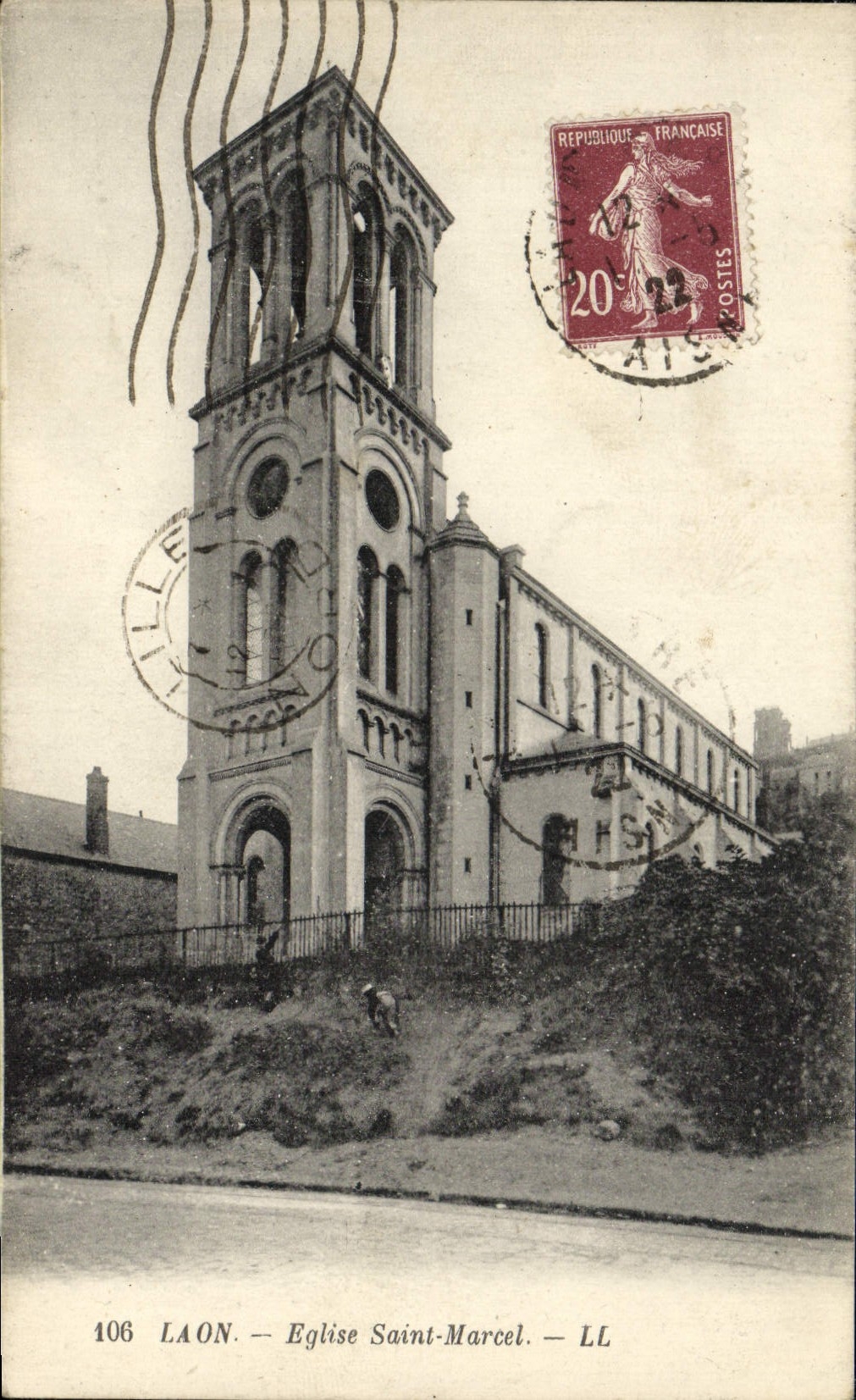 VINTAGE POSTCARD Laon Church Marcel Saint
