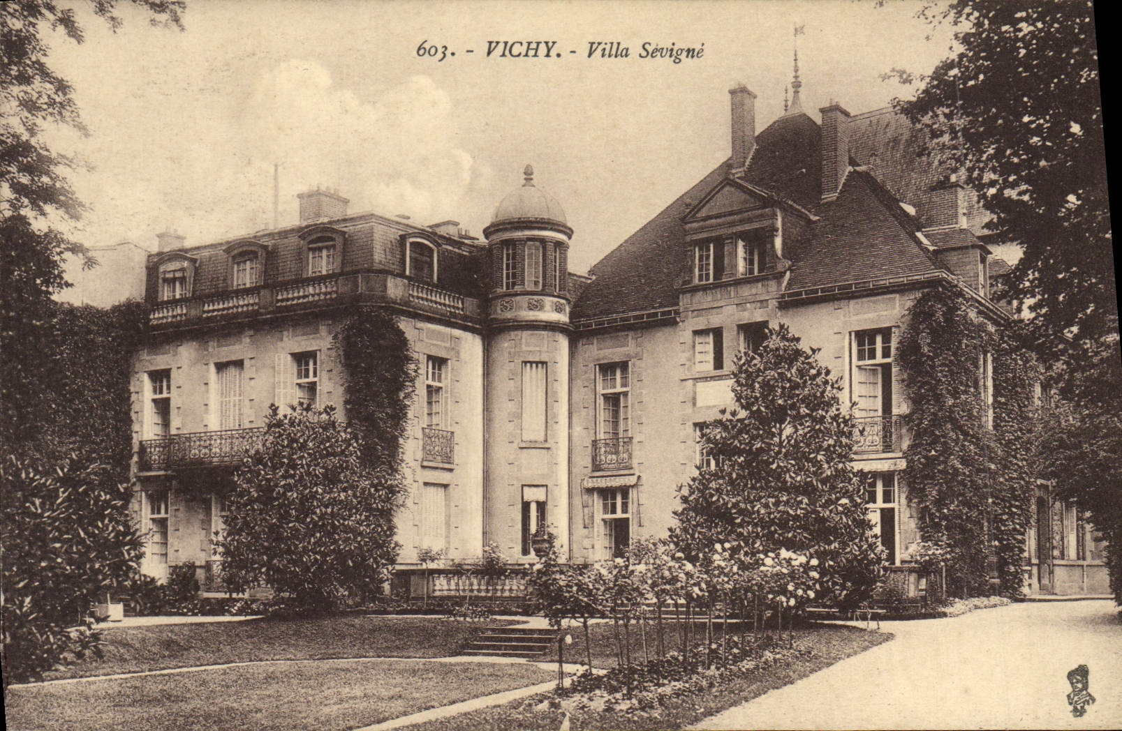 CPA Vichy Villa Sevigne 