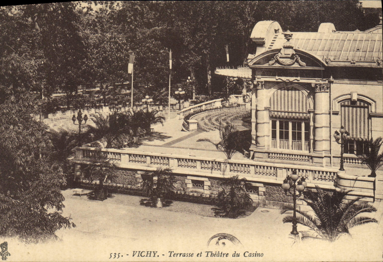 CPA Vichy Terrasse et Theatre du Casino