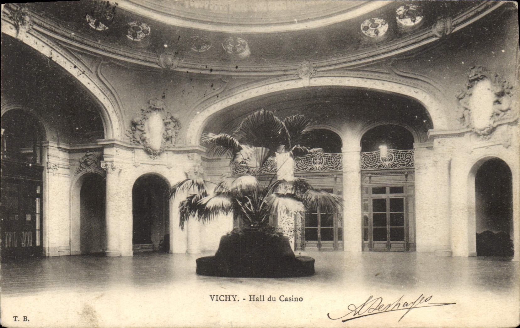 CPA Vichy Hall du Casino