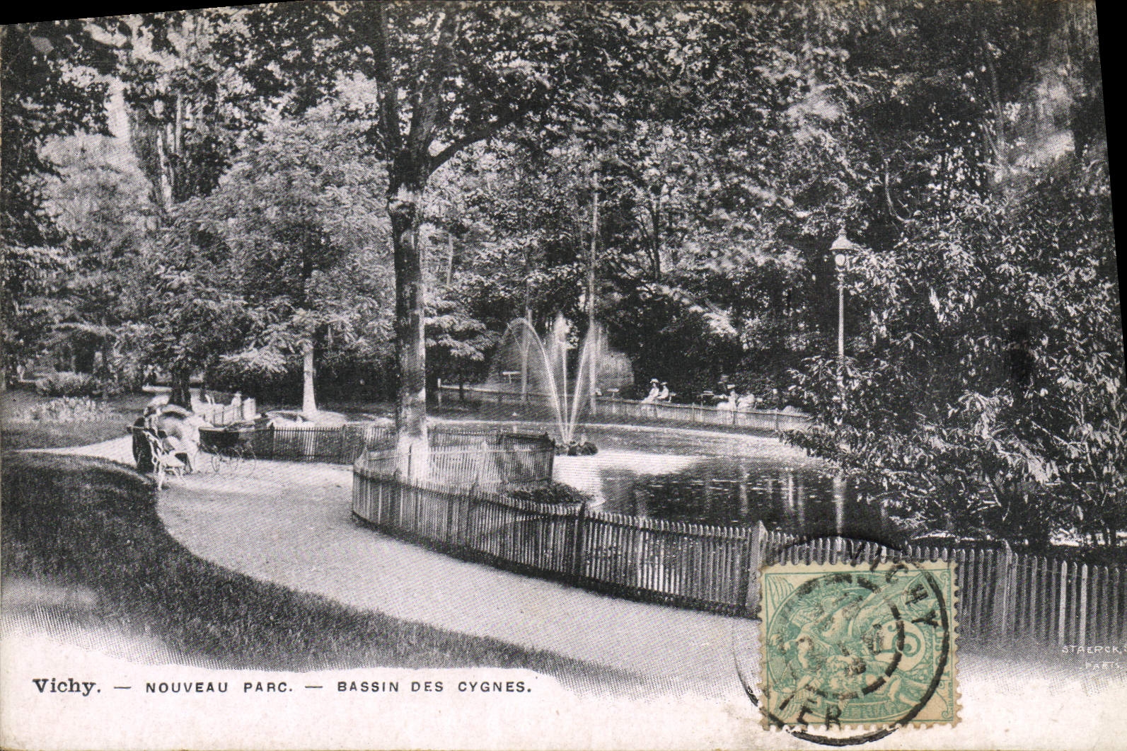 CPA Vichy Nouveau Parc Bassin des Cygnes