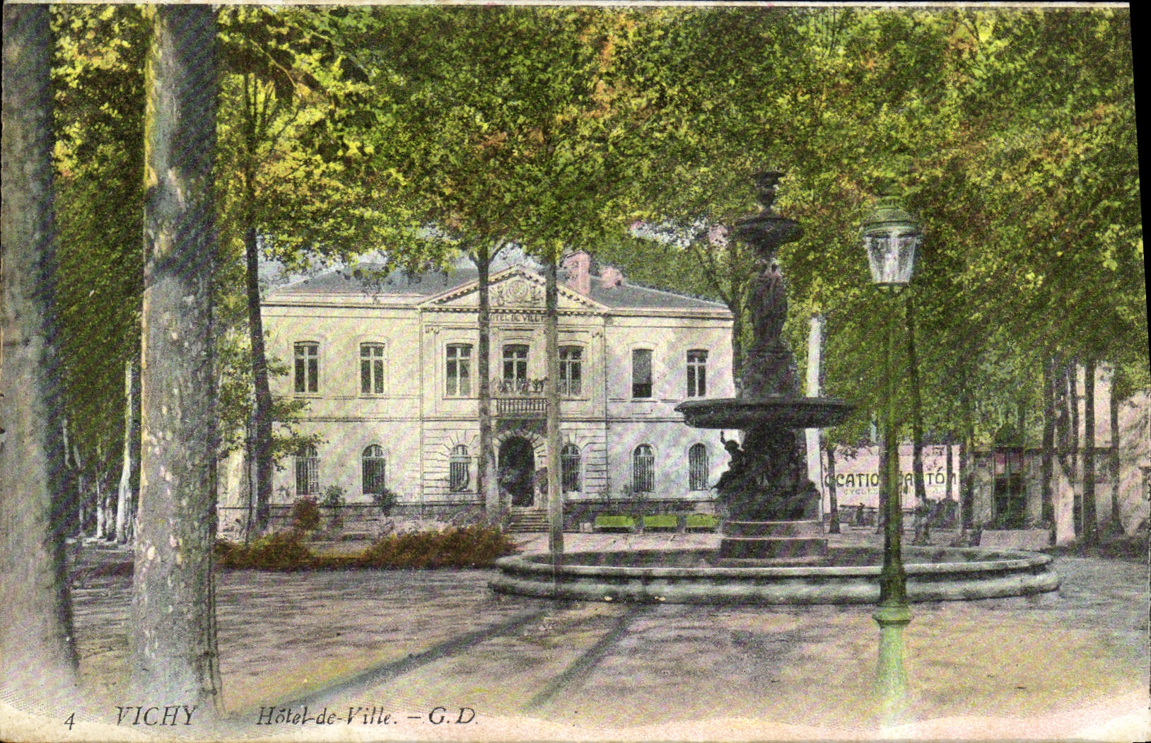 CPA Vichy Hotel de Ville 