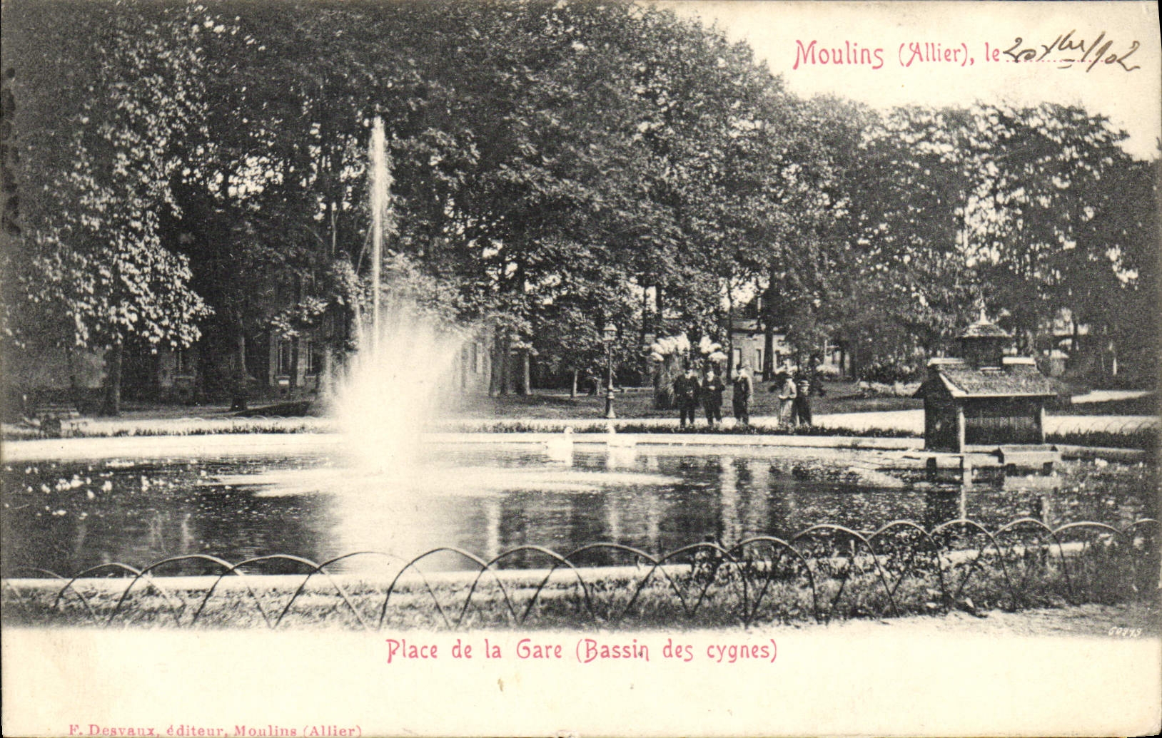 VINTAGE POSTCARD Moulins Place of the Station Basin of the swans
