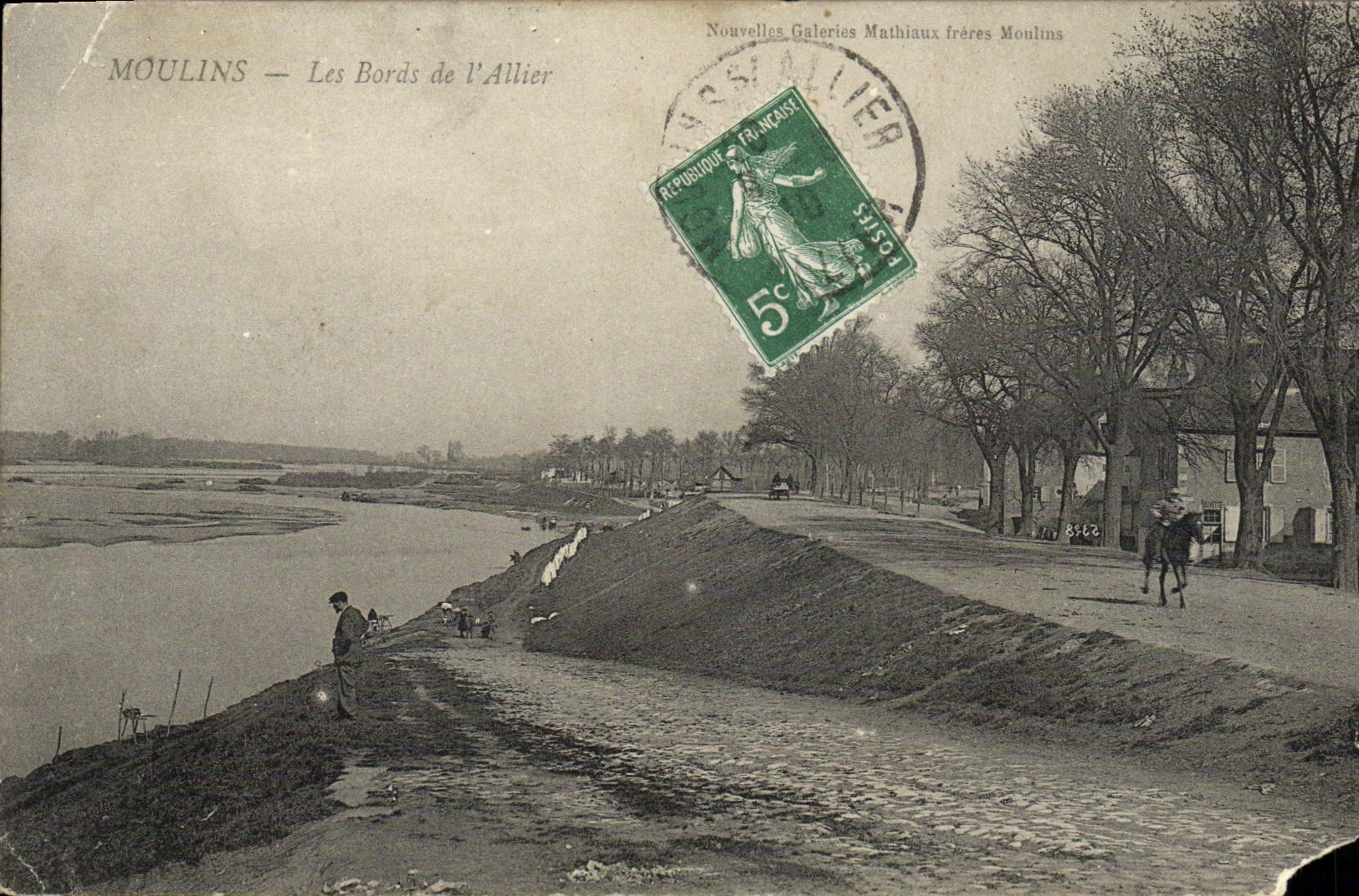 VINTAGE POSTCARD Moulins Edges of Allier