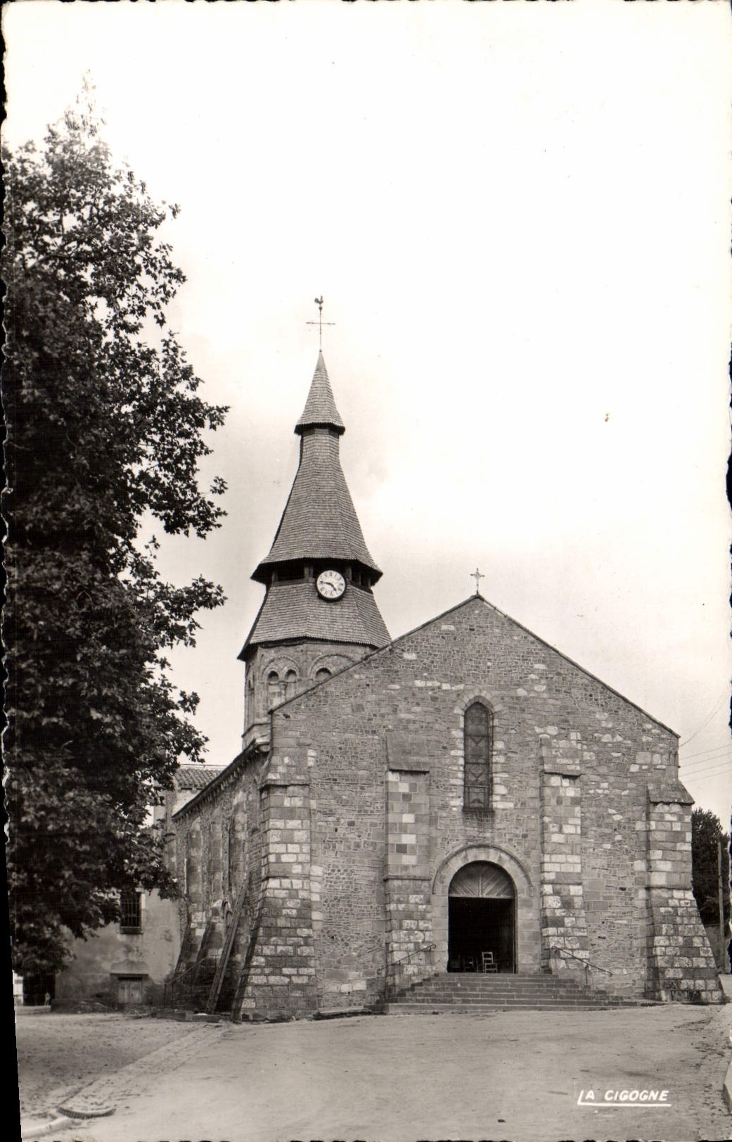 CPM Neris les Bains L'eglise