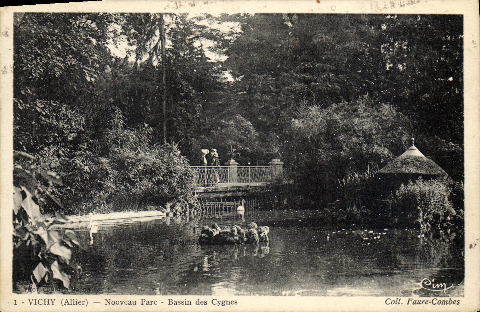 CPA Vichy Nouveau Parc Bassin Des Cygnes