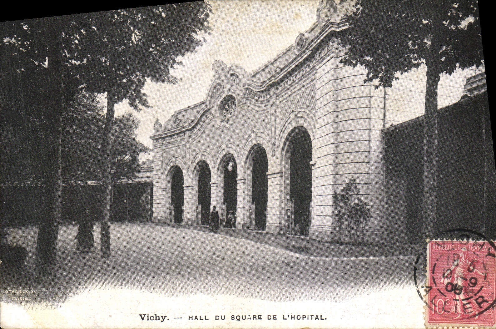 CPA Vichy Hall Du Square de l'Hopital