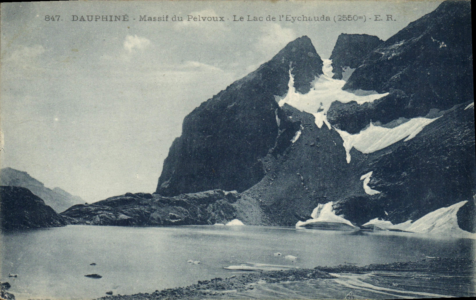 CPA Dauphine Massif du Pelvoux Le Lac De l'Eychaude