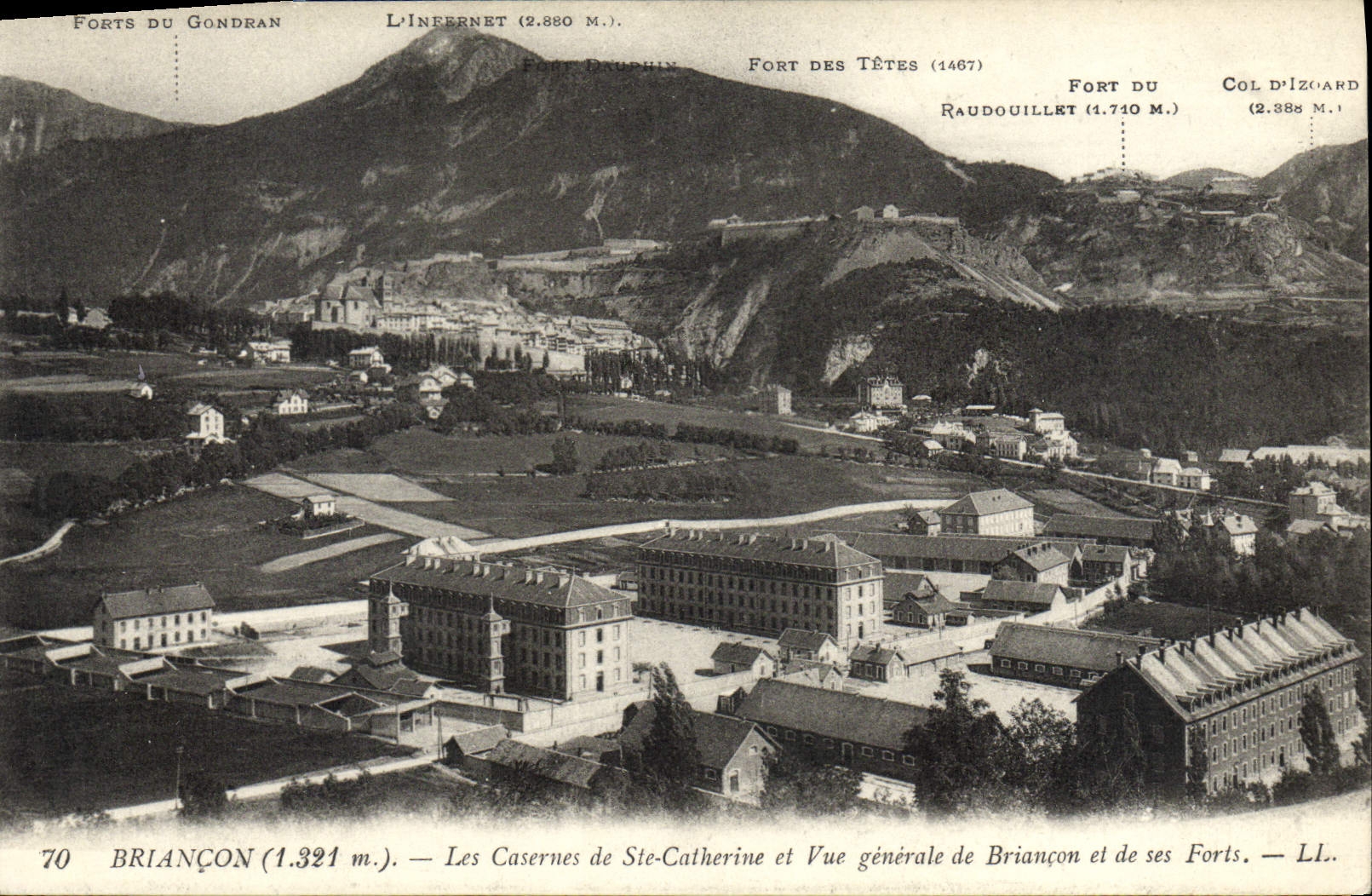 Cuarteles de Briançon de la POSTAL de la VENDIMIA del co. Catherine y vista de Briançon y de sus fortalezas de Militaria