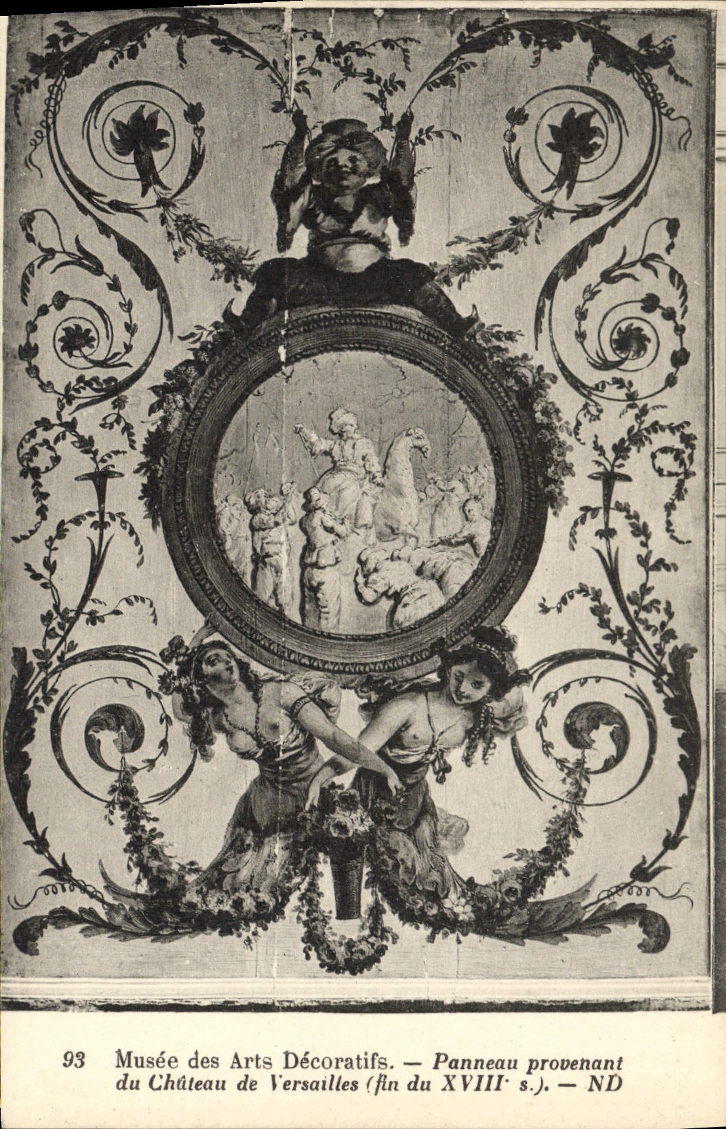 El museo de la POSTAL de la VENDIMIA de artes decorativos artesona venir del castillo de Versalles