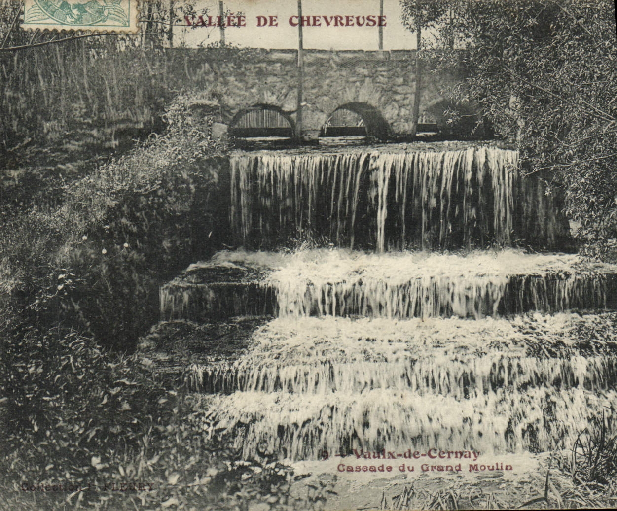 VINTAGE POSTCARD Vallée de Chevreuse