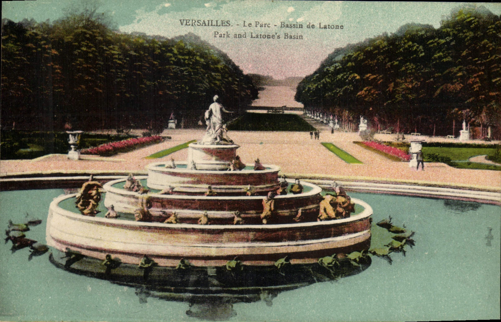 VINTAGE POSTCARD Versailles the Park Basin of Latone