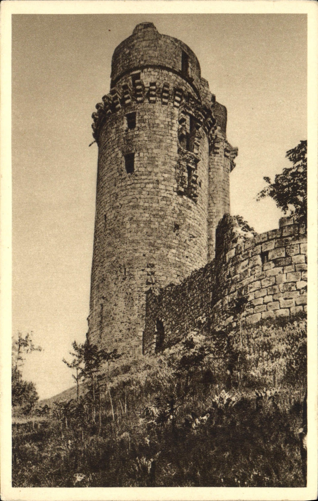 CPA Montlhery La Tour Ancien donjon du chateau