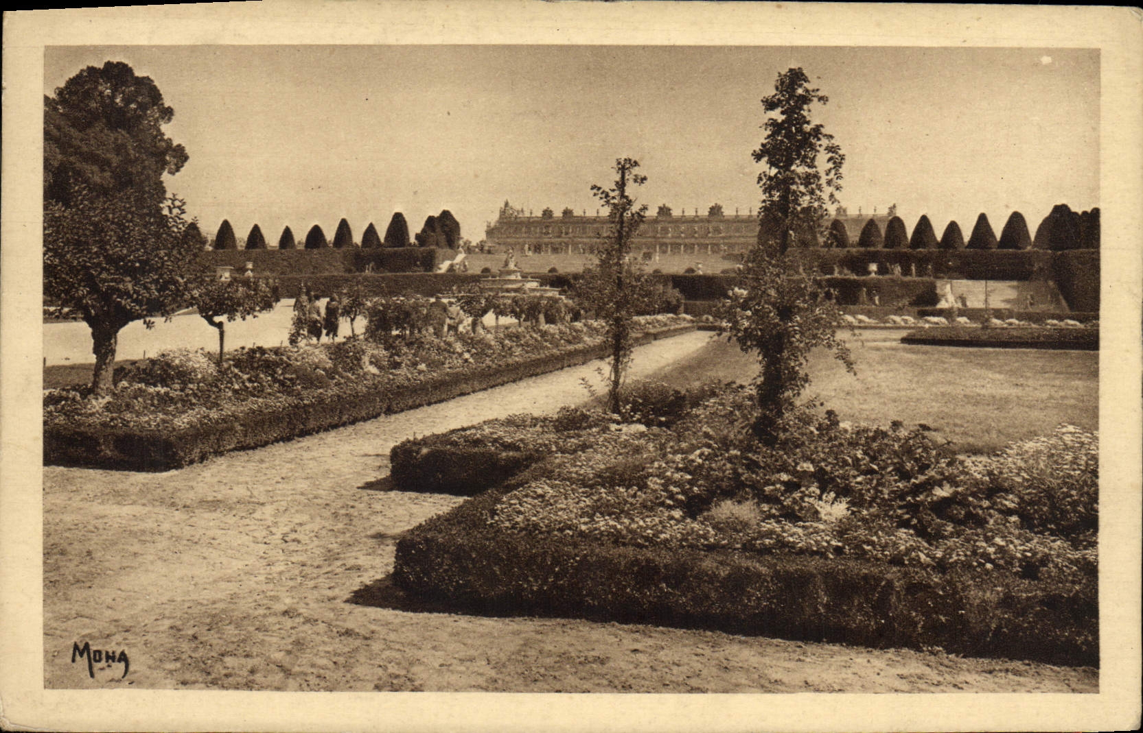 VINTAGE POSTCARD Versailles floors of Latone and the castle
