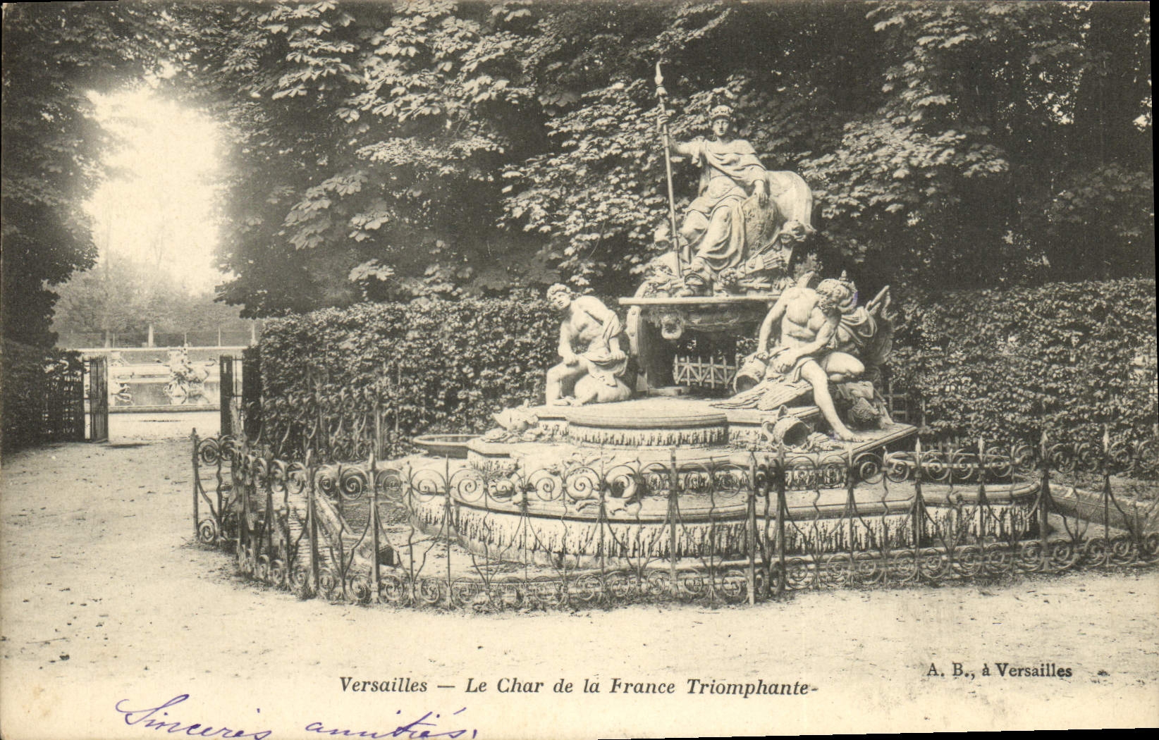 VINTAGE POSTCARD Versailles the Tank of Triumphing France