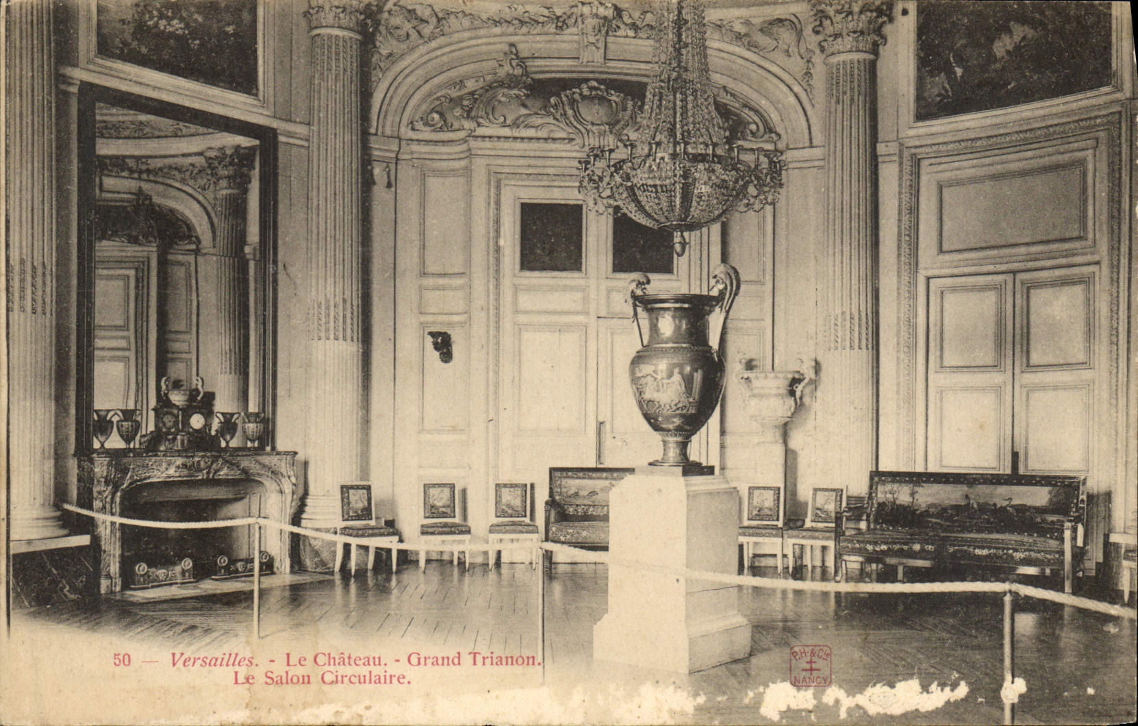 VINTAGE POSTCARD Versailles the Castle Large Trianon the circular living room