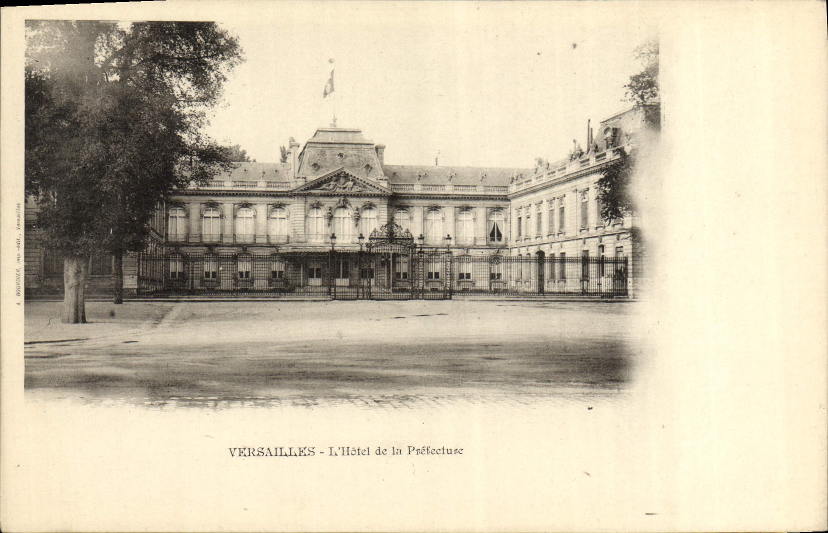 CPA Versailles L'Hotel de la Prefecture