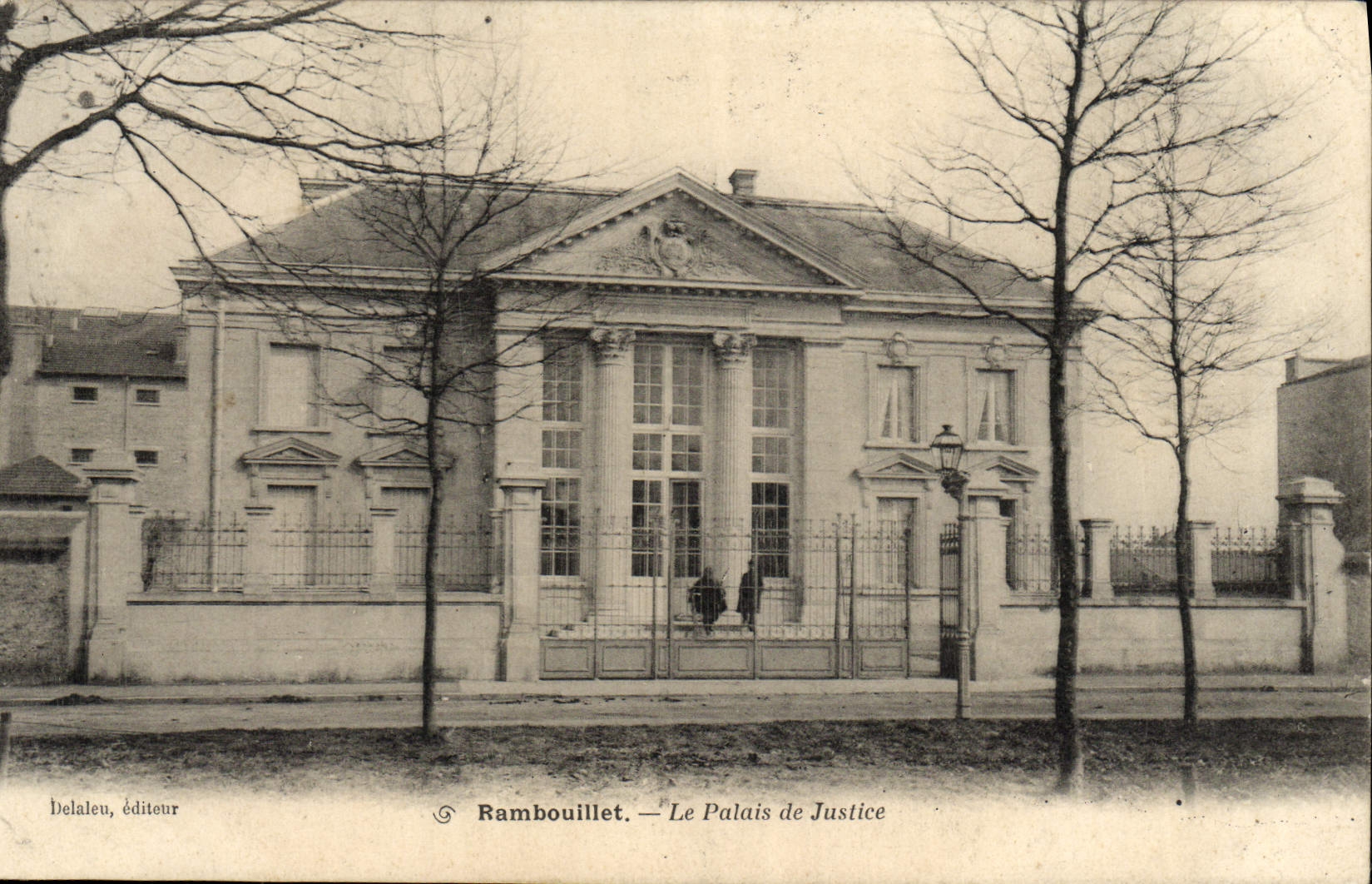 CPA Rambouillet Le Palais de Justice